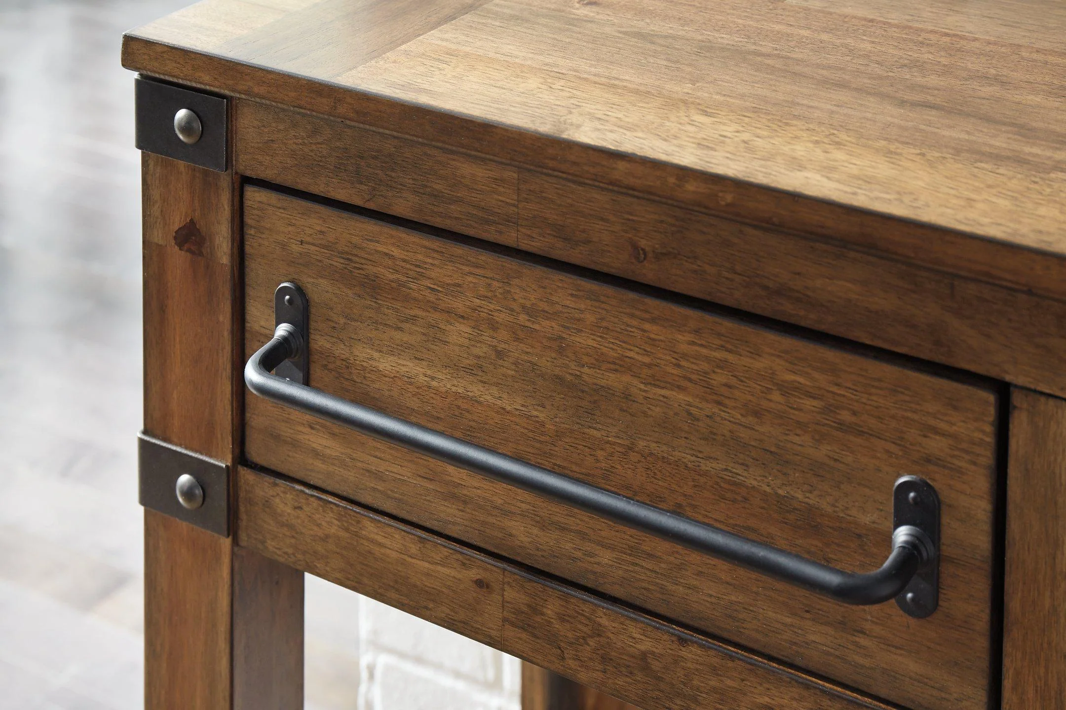Roybeck Accent Cabinet - Image 7