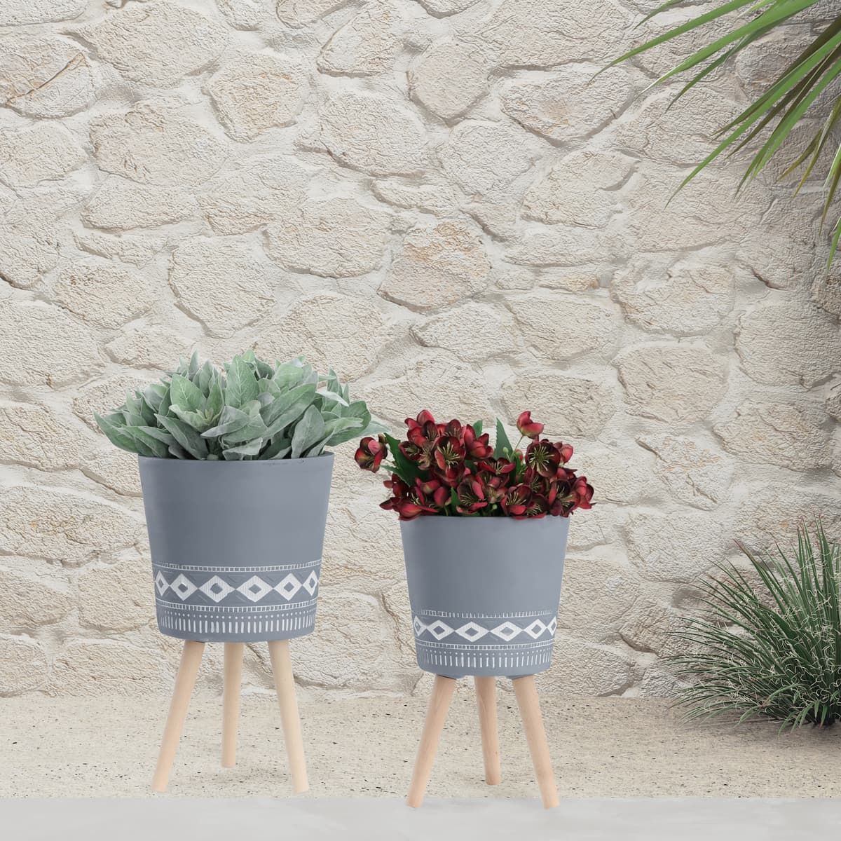 S/2 10/12" Diamond Planter W/ Wood Legs, Gray (kd) - Image 10