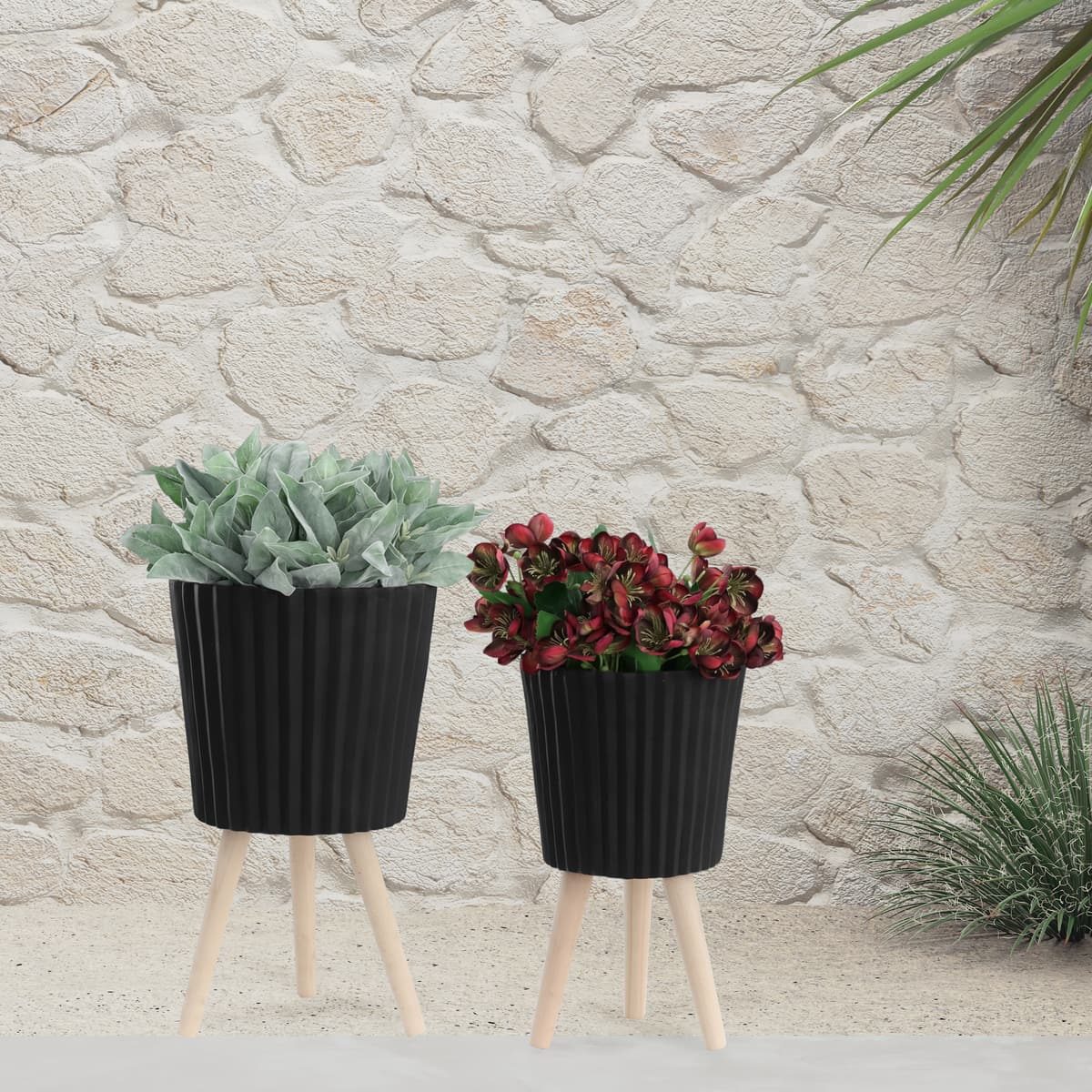 S/2 10/12" Ridged Planter W/ Wood Legs, Black (kd) - Image 10