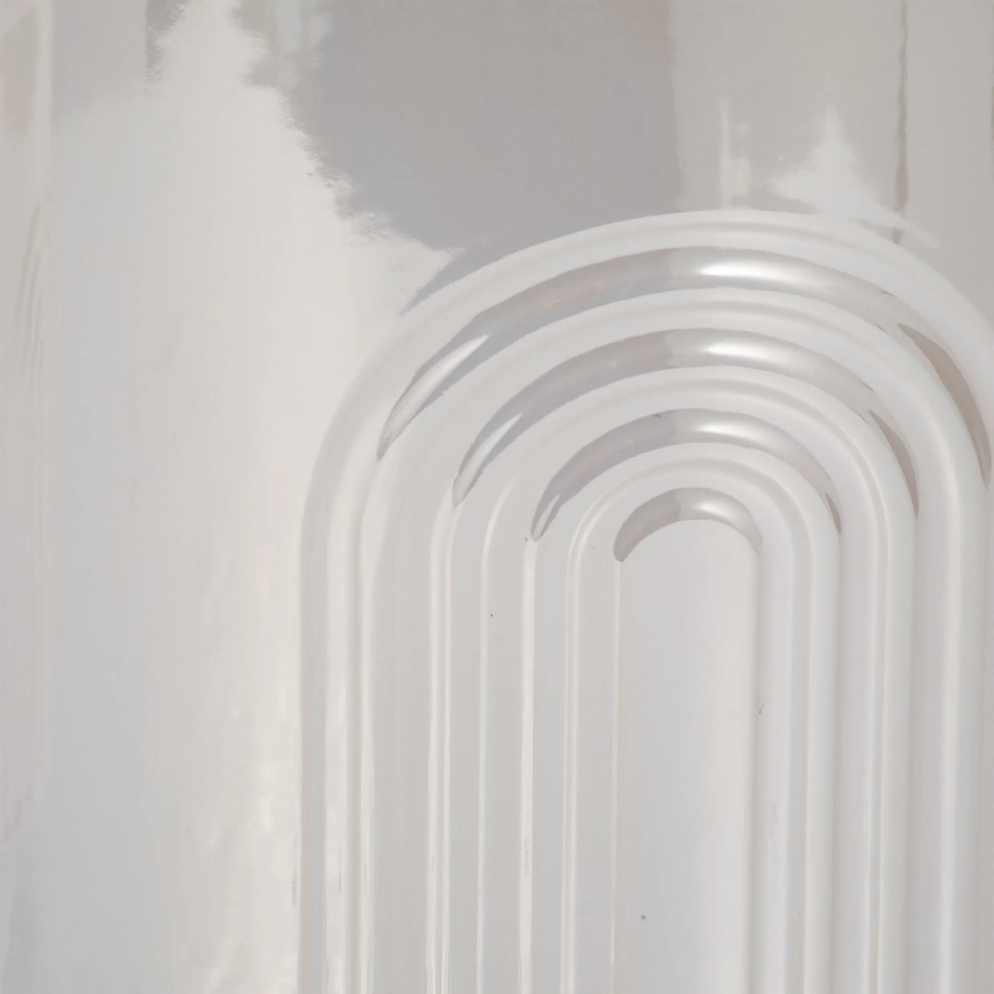 S/2 6/8" Iridescent Bravais Footed Planters, Ivory - Image 5
