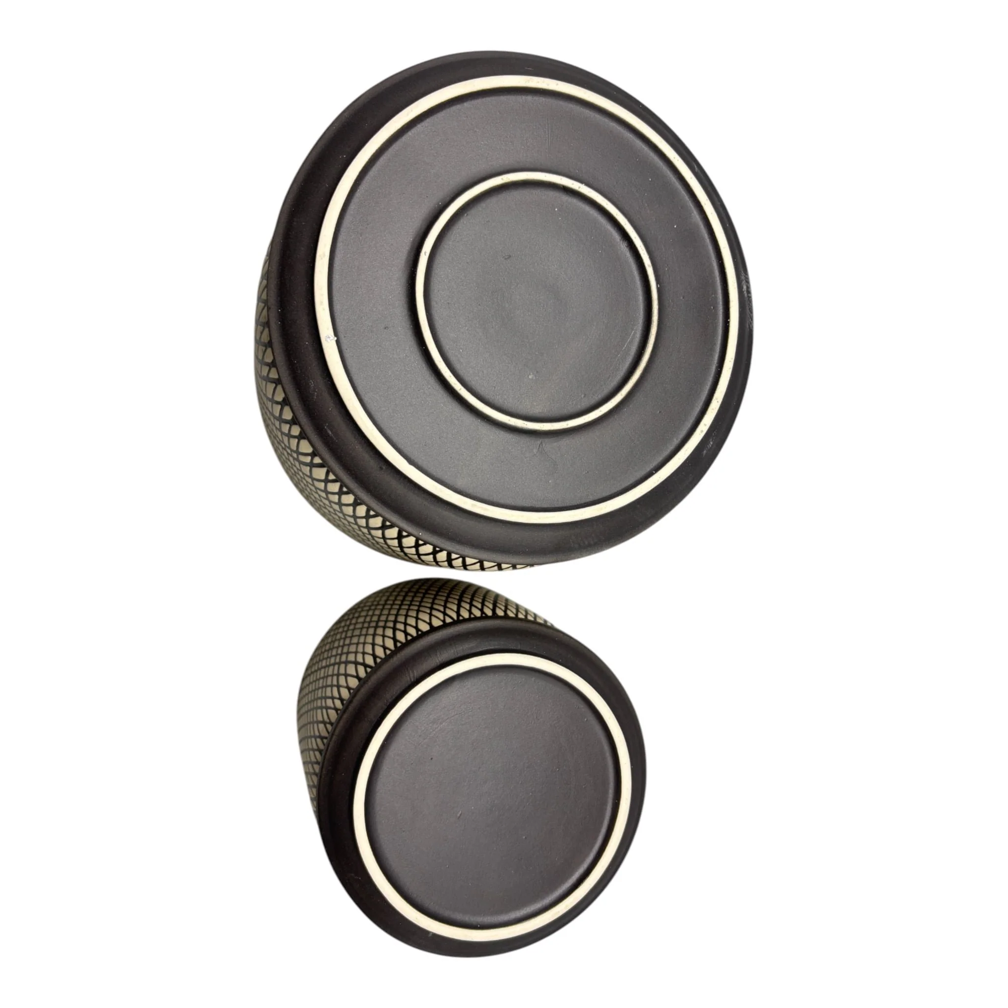 S/2 6/8" Mesh Look Saucer Planters, Tan/black - Image 2