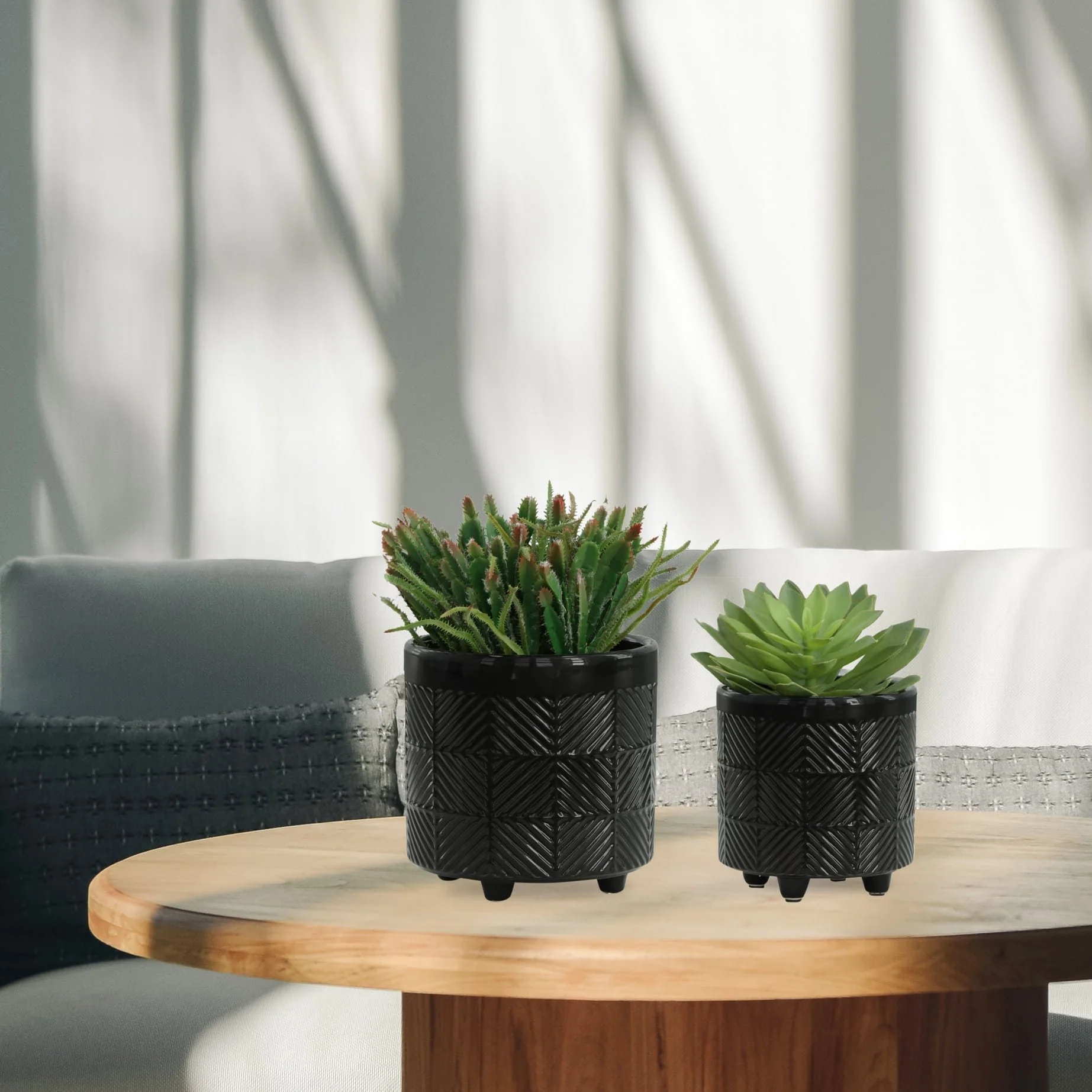 S/2 6/8" Textured Planters, Shiny Black - Image 6