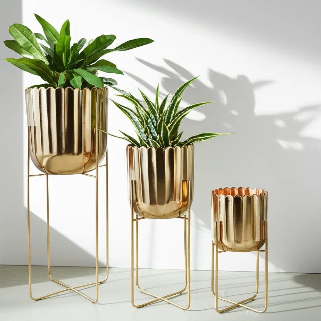 S/3 15/20/27" Scallop Metal Planter On Stand, Gold - Image 10