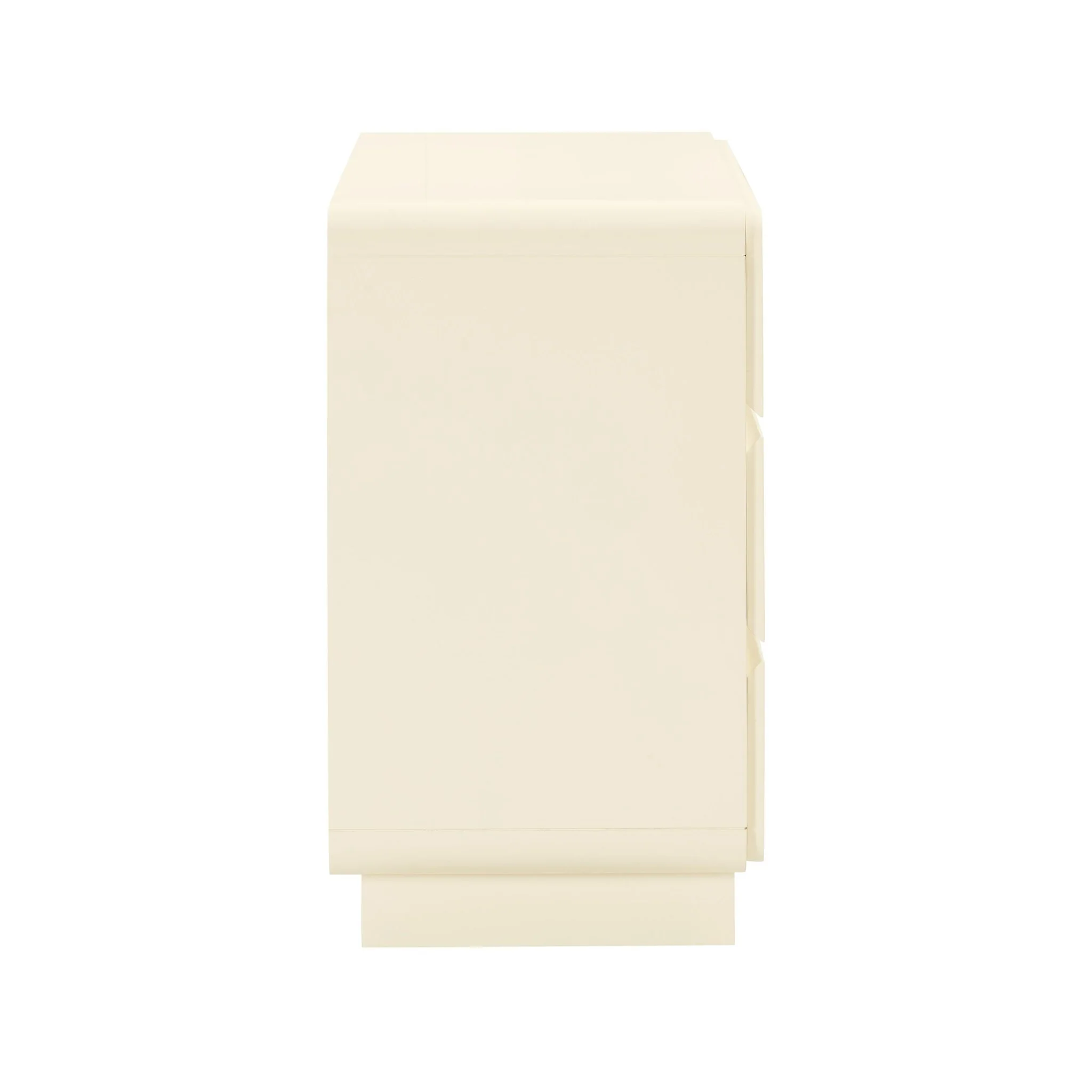 Sagura Cream 6-Drawer Dresser - Image 5