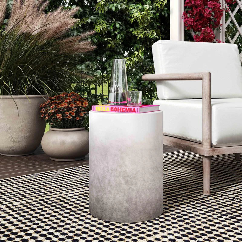Sarana Ombre Concrete Stool - Image 2