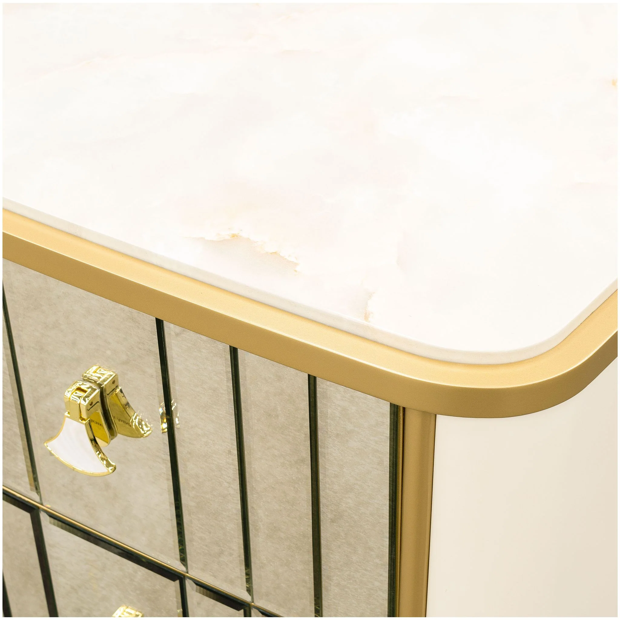Scotts Square Dresser - Light Champagne - Image 5