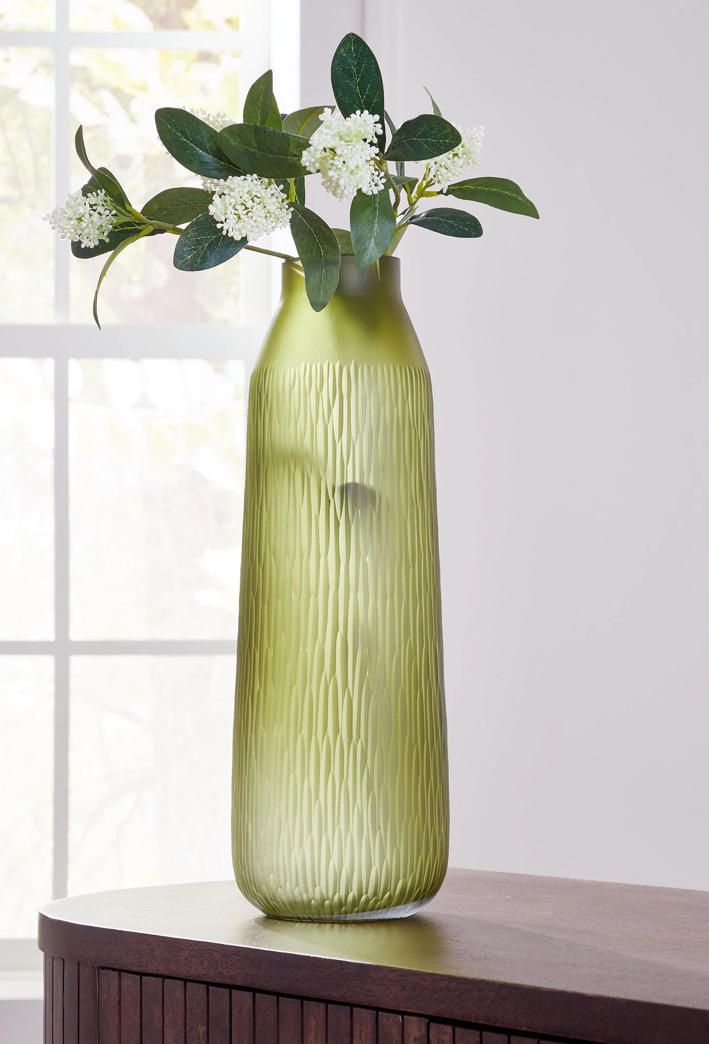 Scottyard Vase - Image 6