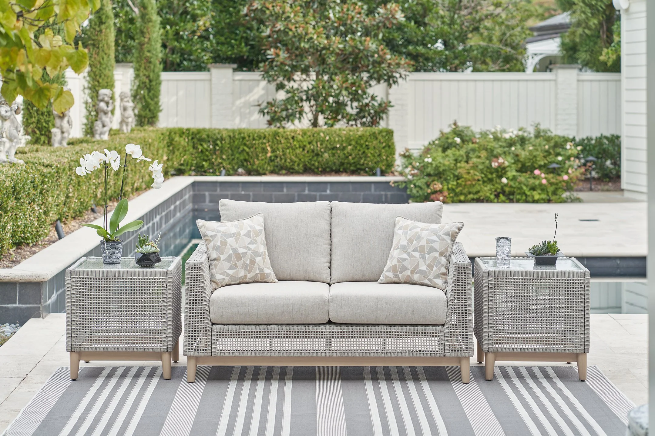 Seton Creek Outdoor Seating Set - Image 11