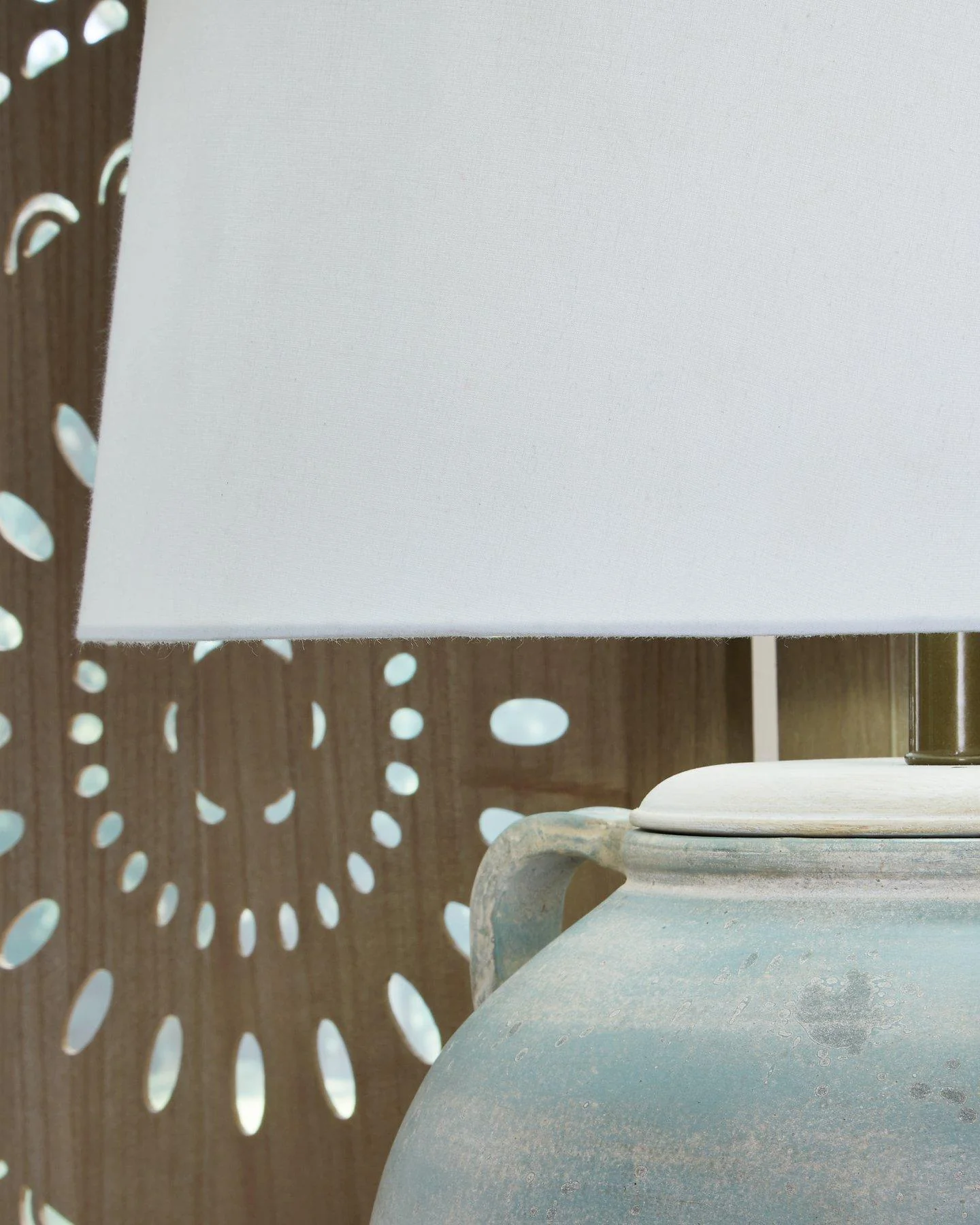 Shawburg Table Lamp - Image 5