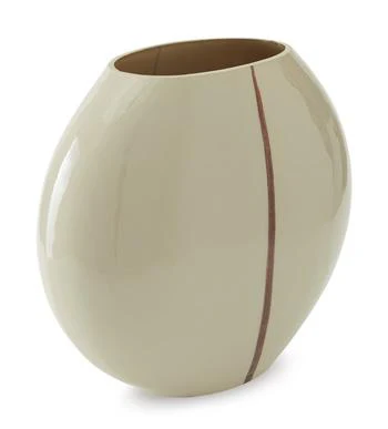 Sheabourne Vase - Image 3