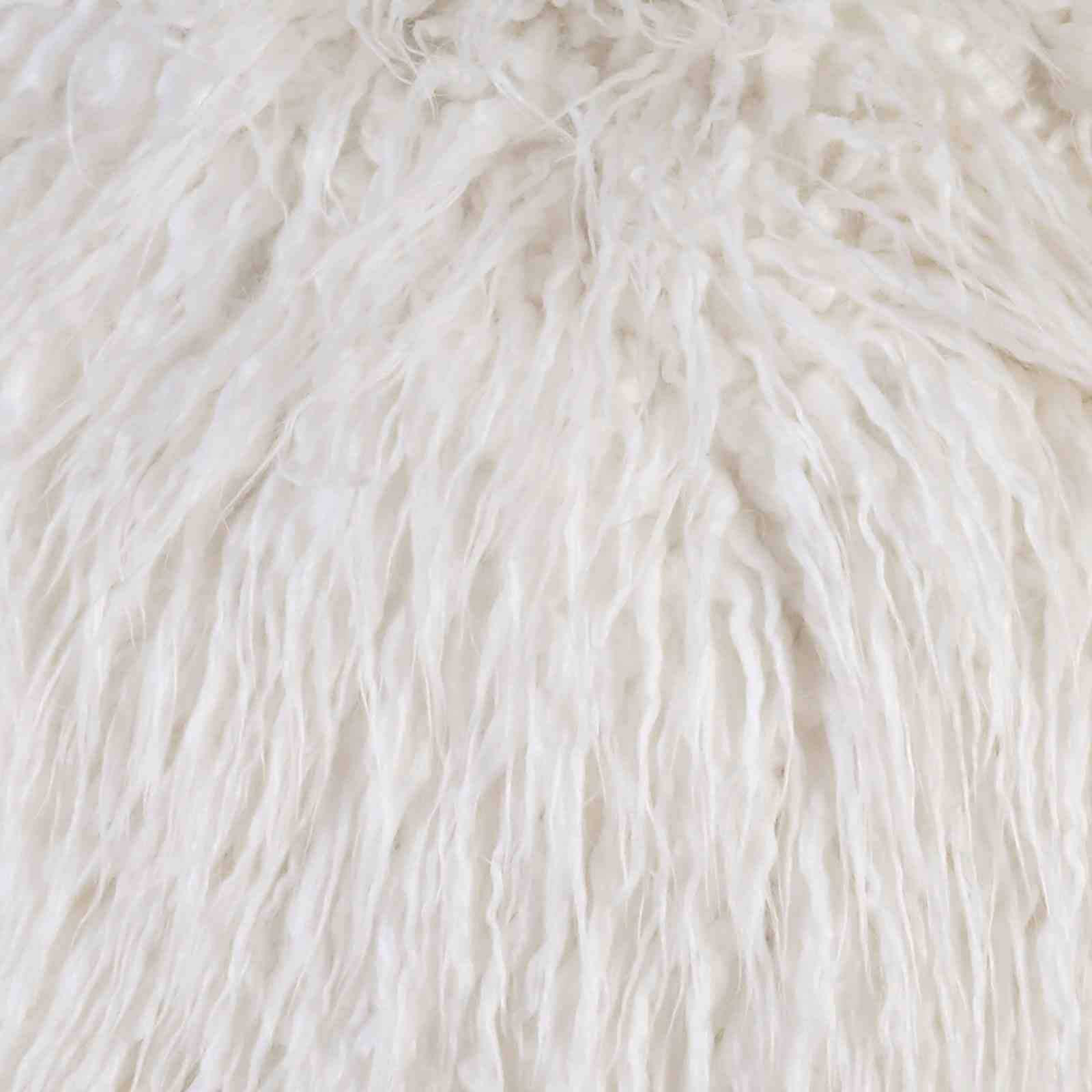 Sheri 20" X 20" Pillow, Shaggy White (2/CTN) - Image 2