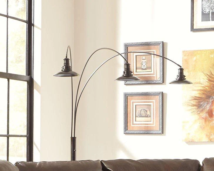 Sheriel Floor Lamp - Image 7
