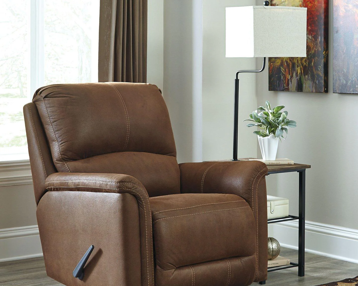 Shianne Floor Lamp - Image 9