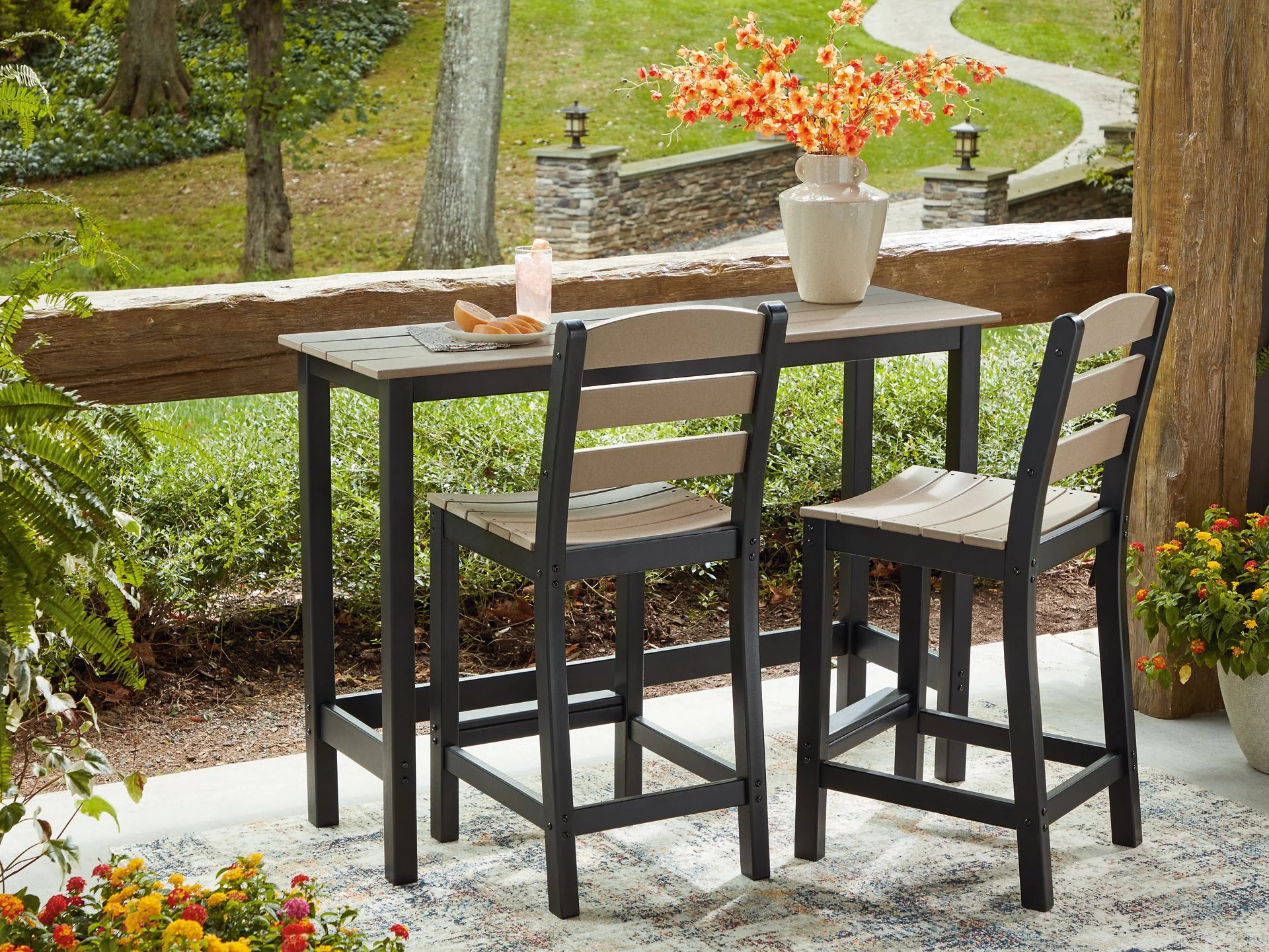 Shoreline Beach Outdoor Counter Table and 2 Barstools - Image 2