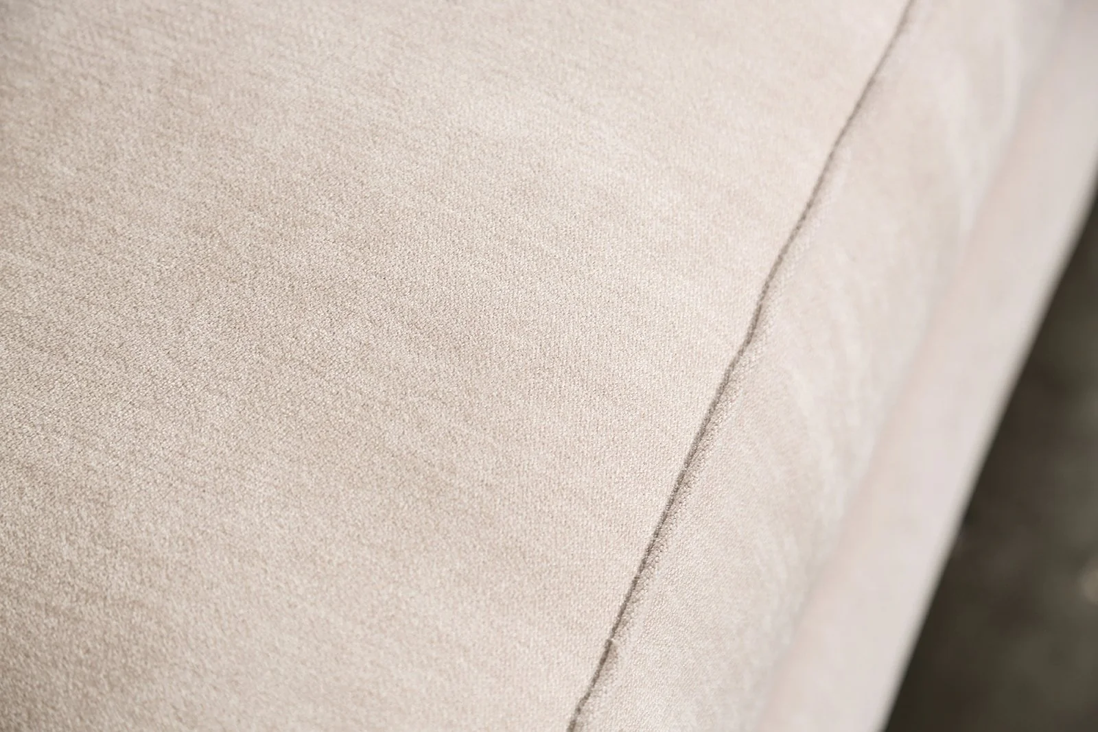 Sisseton Loveseat, Taupe - Image 7