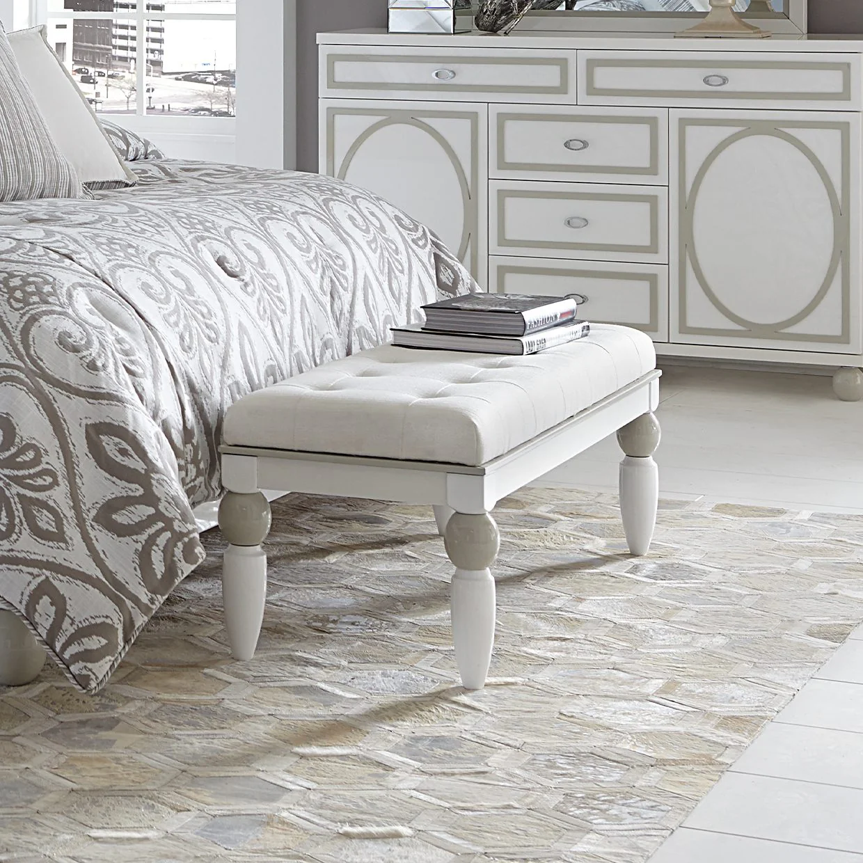 Sky Tower Bedside Bench - Cloud White - Image 2