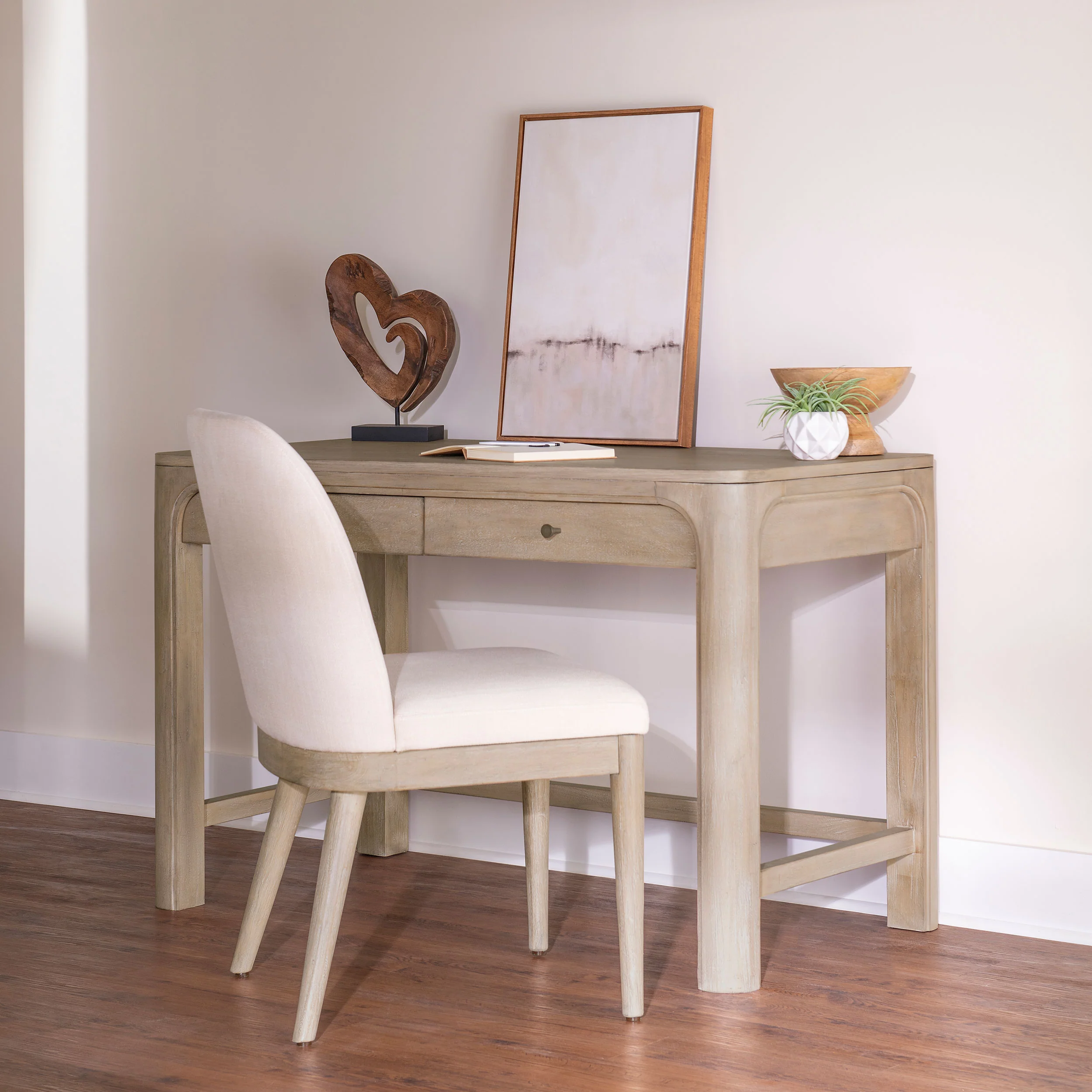 Solano Makeup Vanity Table - Image 11