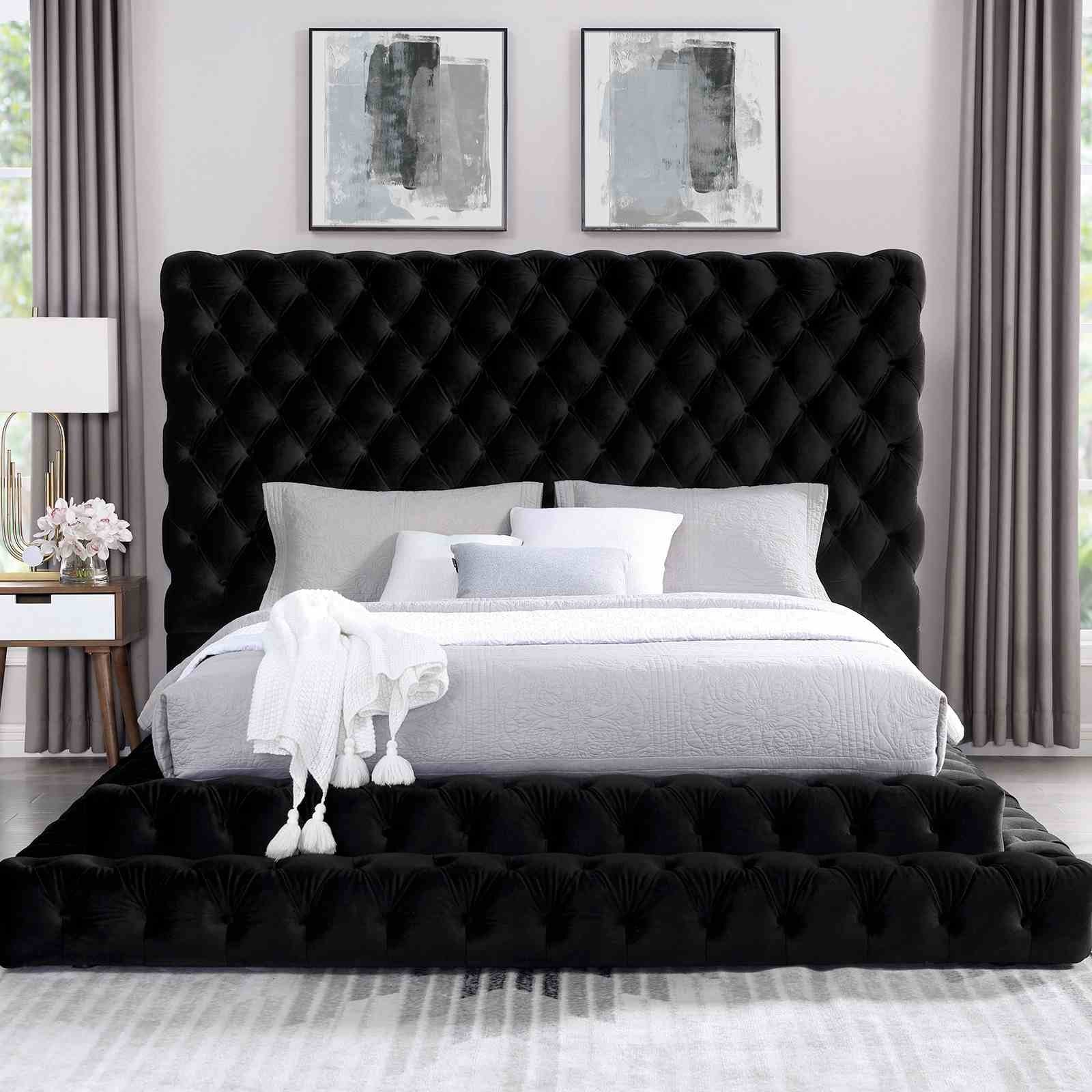 Stefania 5 Pc. Queen Bedroom Set w/ Chest - Image 2