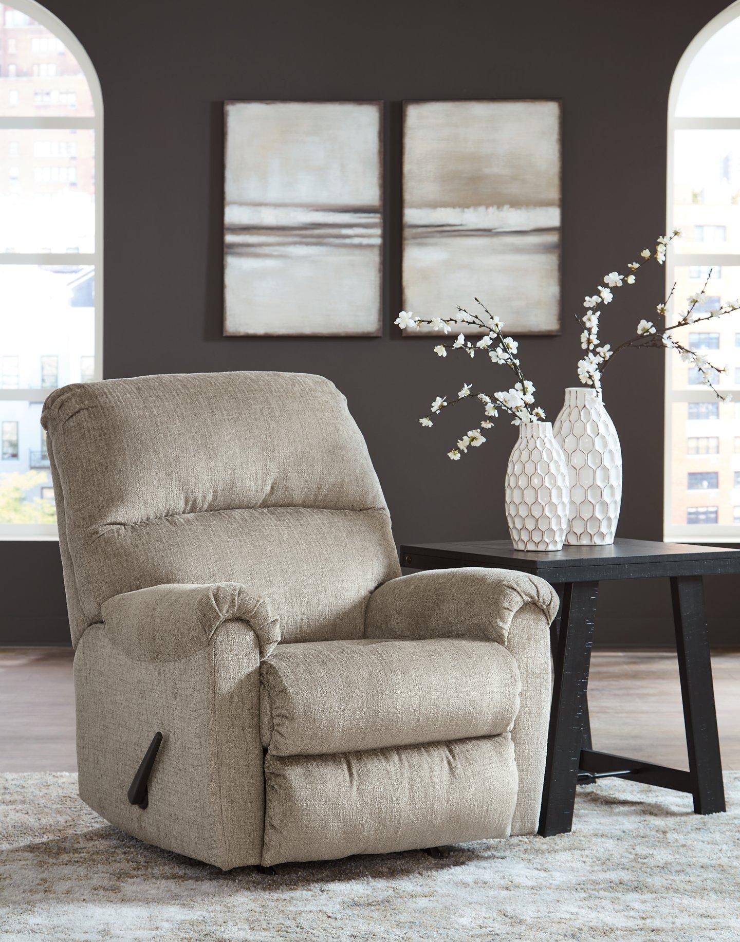 Stonemeade Recliner - Image 12
