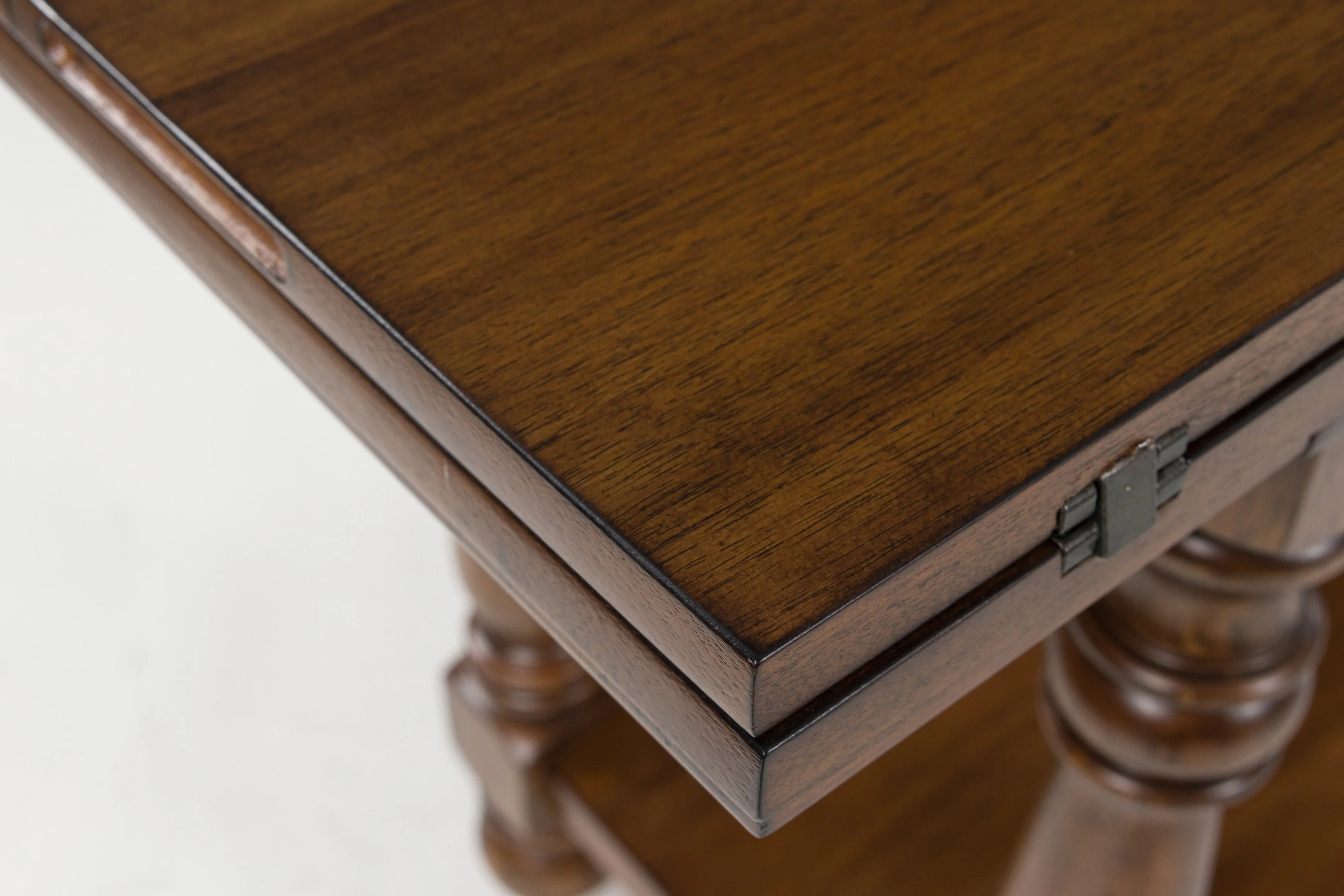 Sturlayne Flip Top Sofa Table - Image 10
