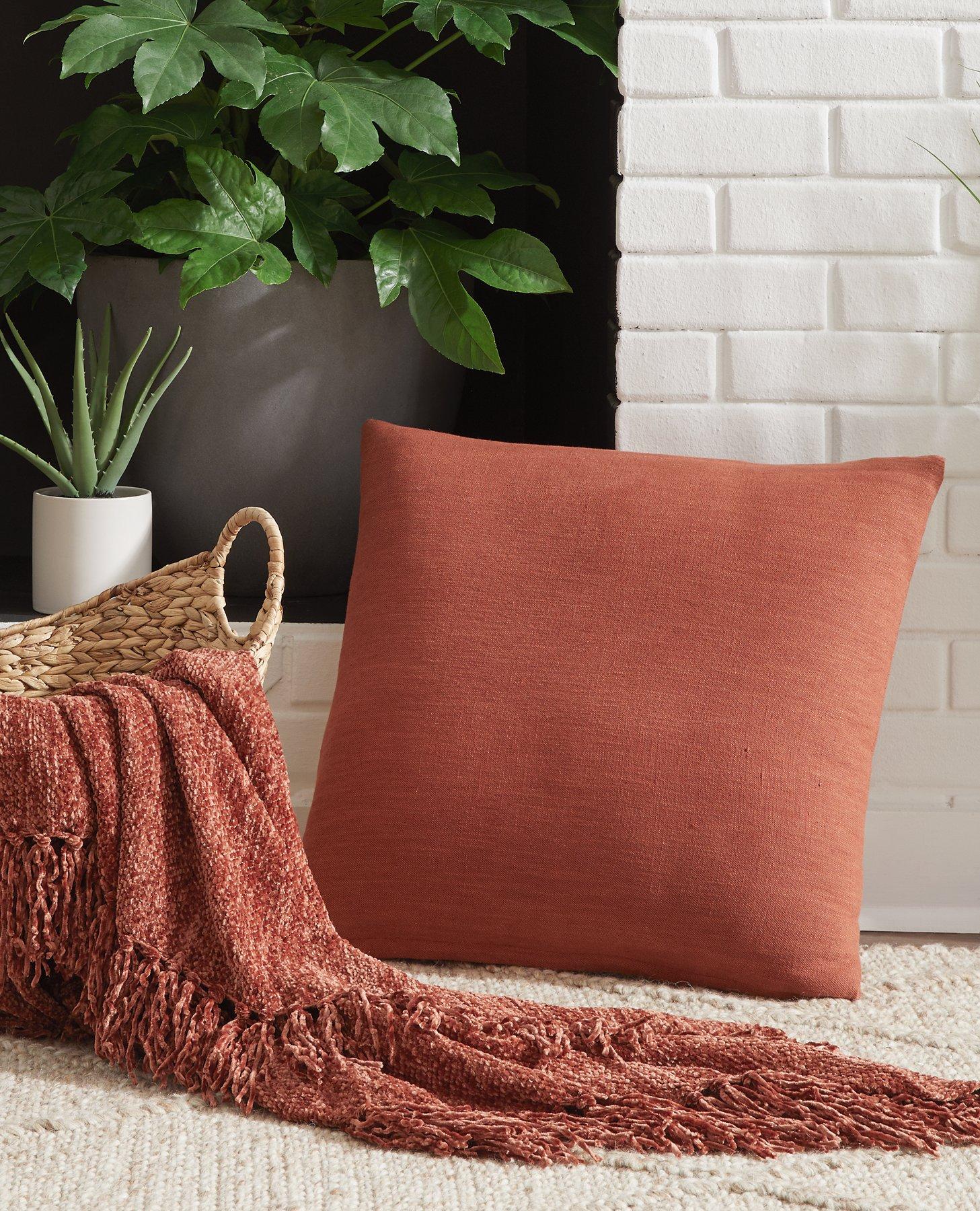 Thaneville Pillow (Set of 4) - Image 14