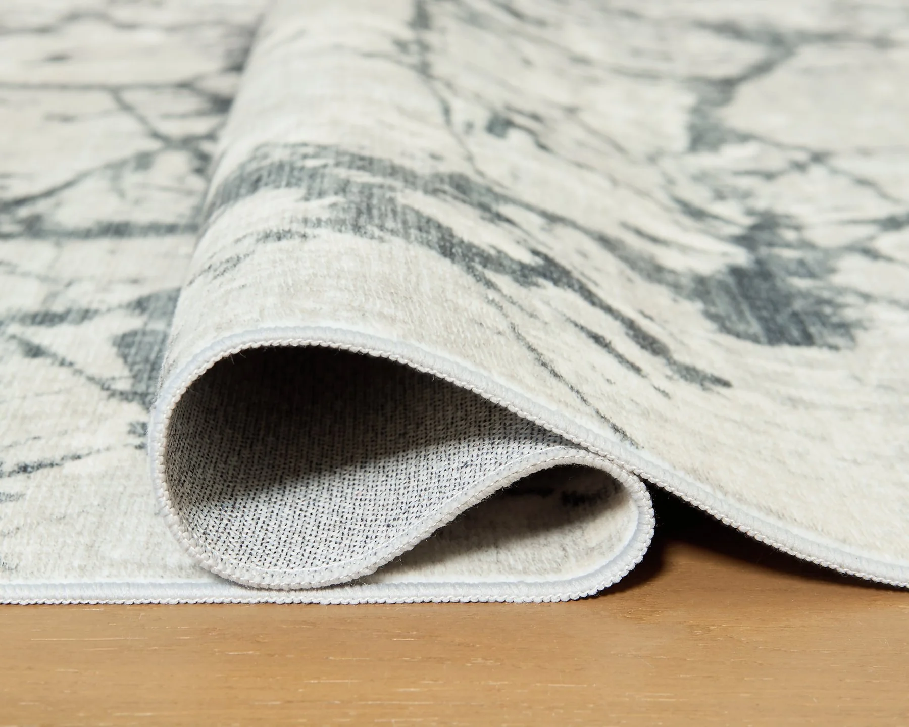 Tobinbury Washable Area Rug - Image 6