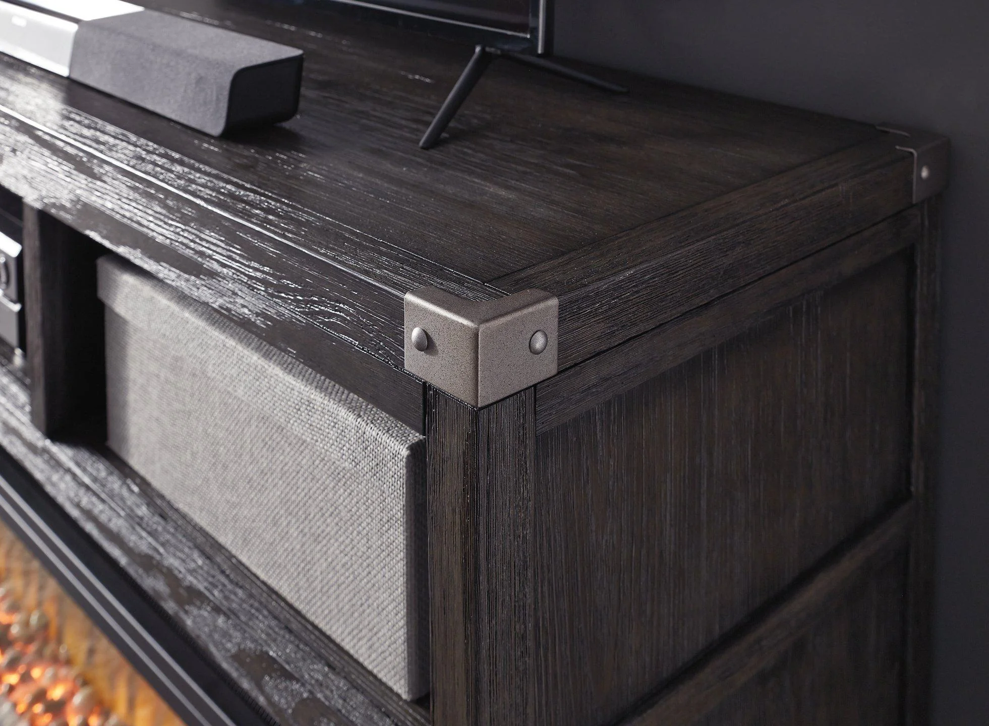 Todoe 65" TV Stand - Image 5