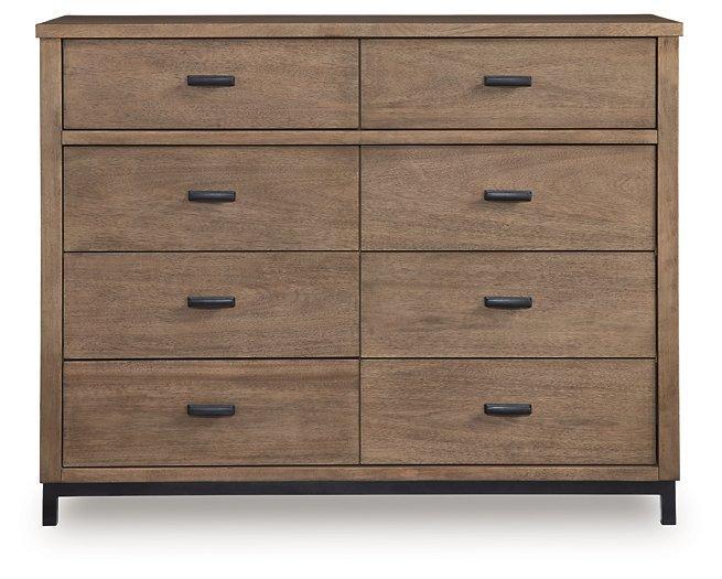 Tomtyn Dresser and Mirror - Image 6