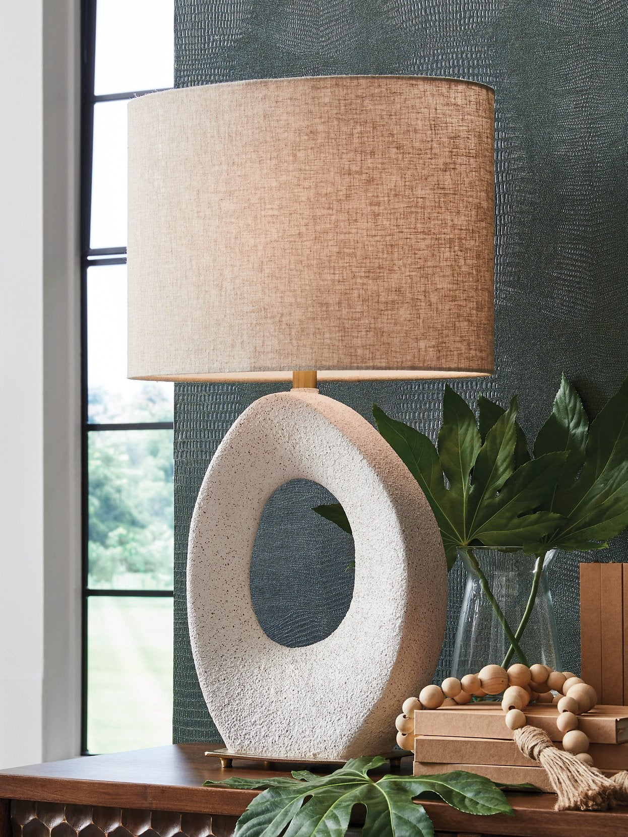 Trentlen Table Lamp - Image 2