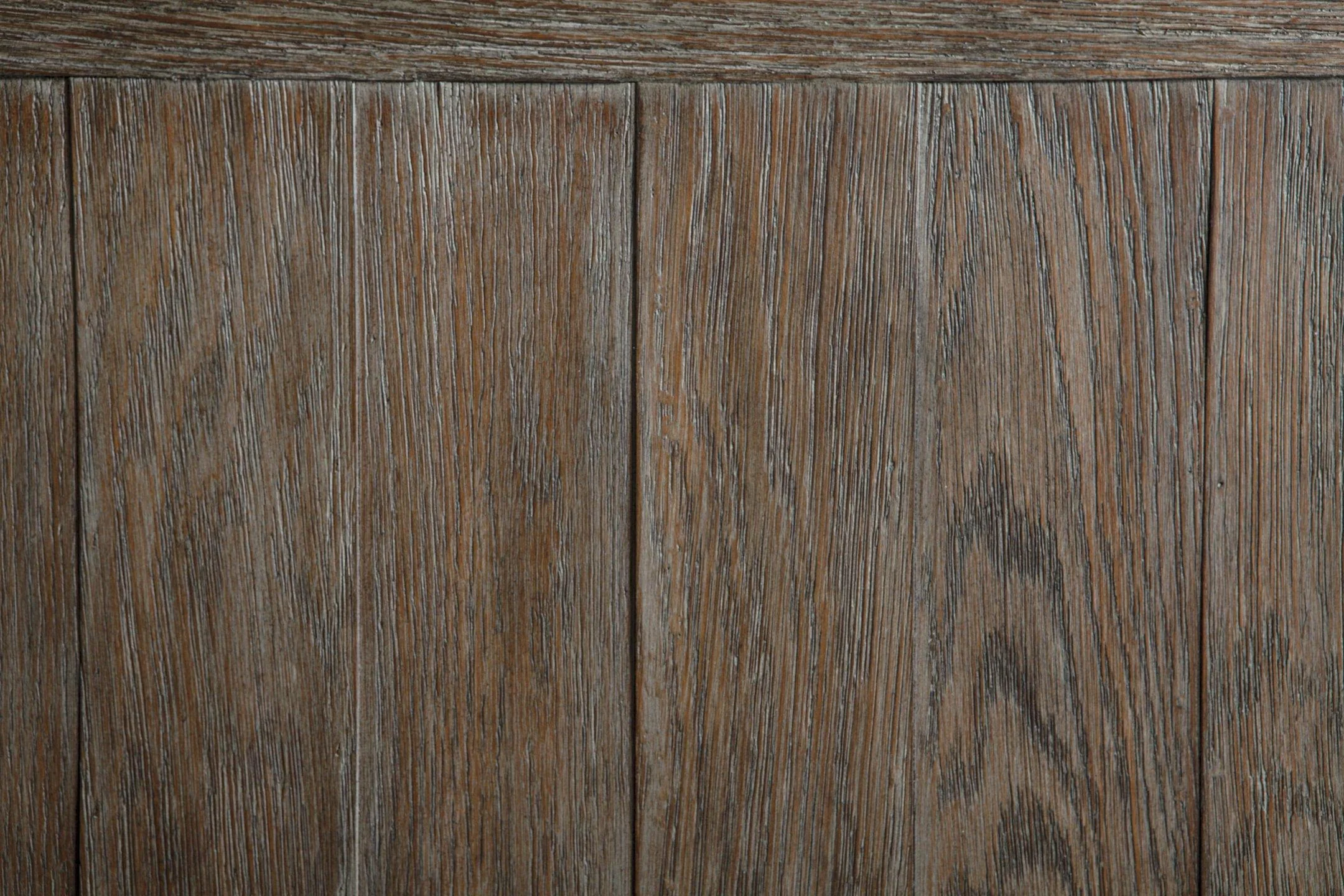 Tyler Creek Chairside End Table with USB Ports & Outlets - Image 4