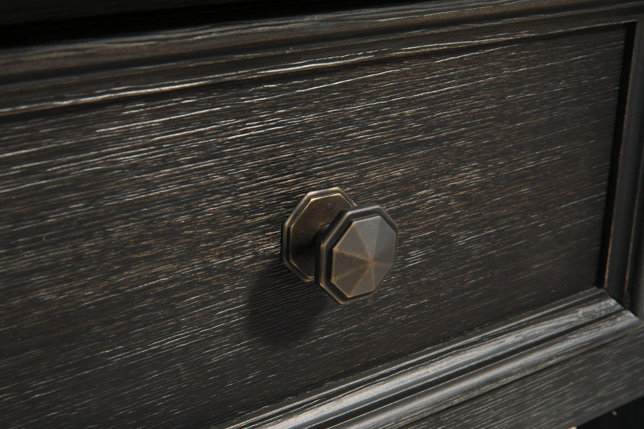 Tyler Creek End Table - Image 10