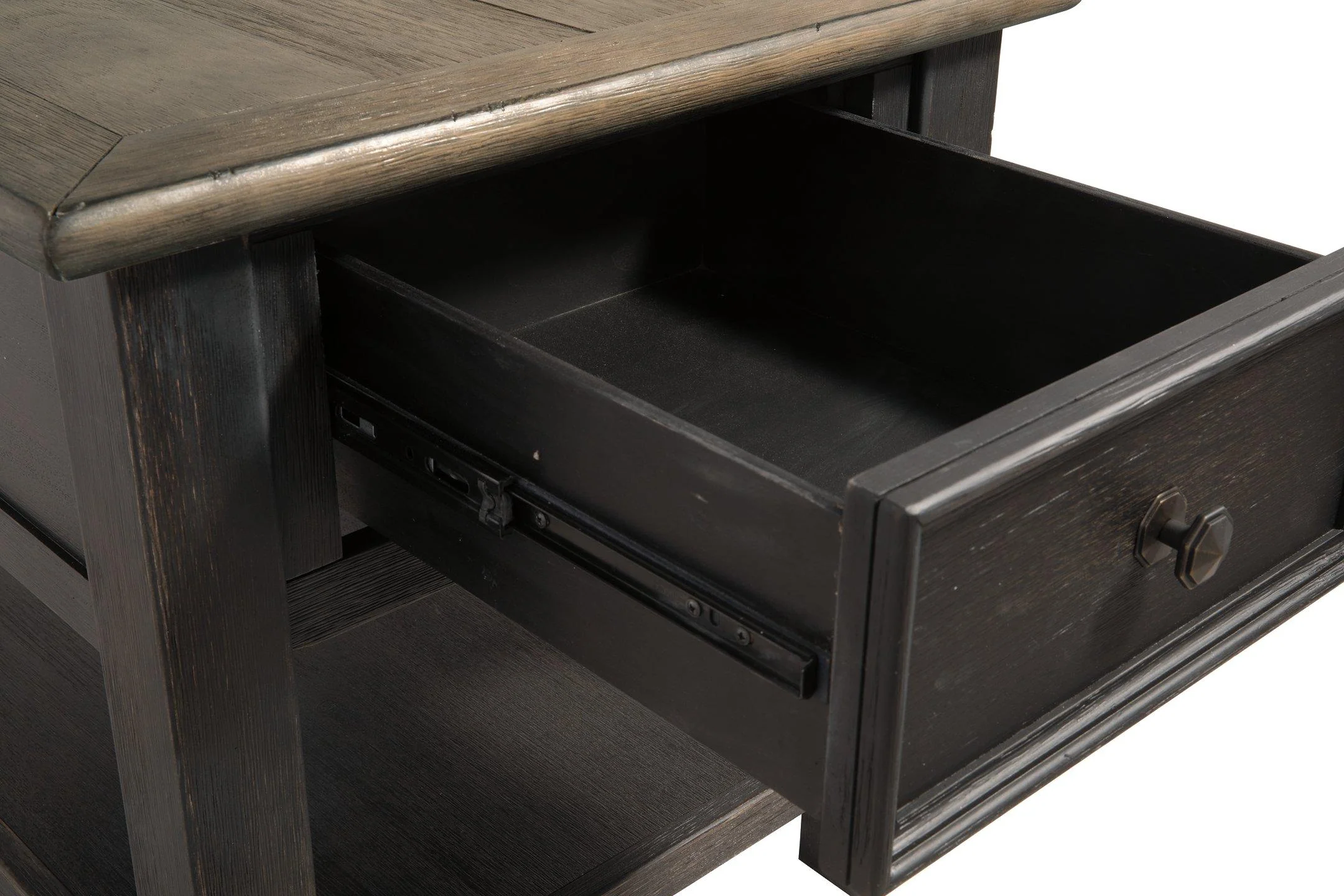 Tyler Creek End Table - Image 9