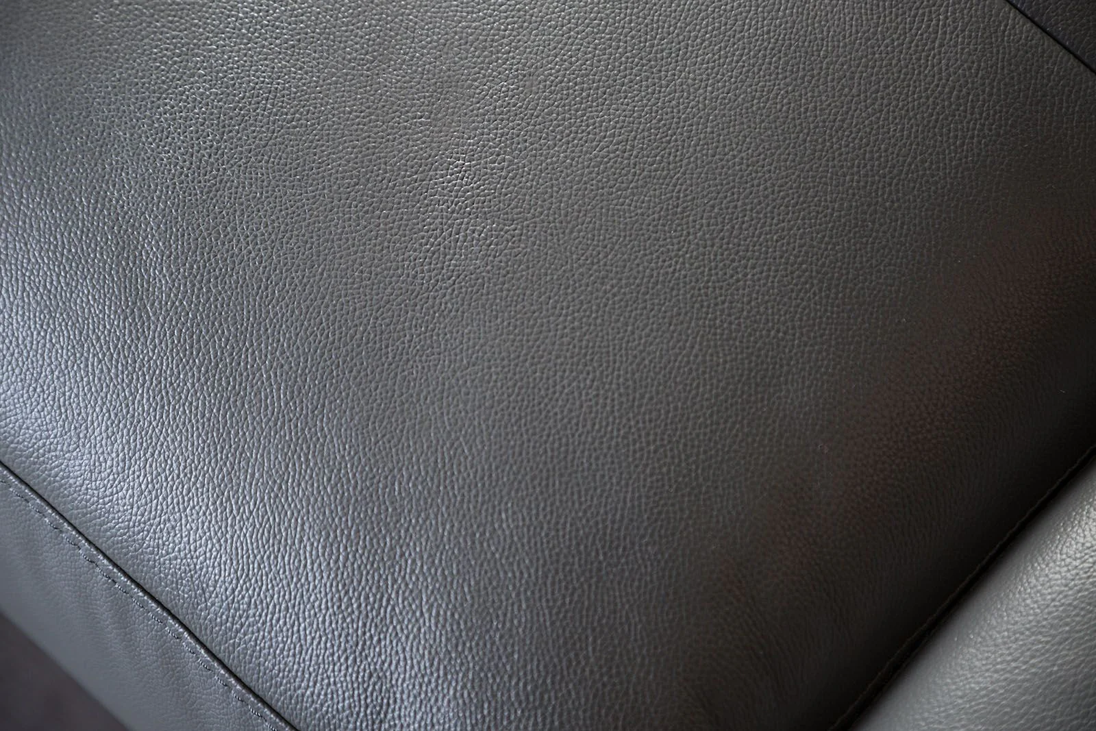 Vadso Sectional, Right Chaise, Dark Gray - Image 5
