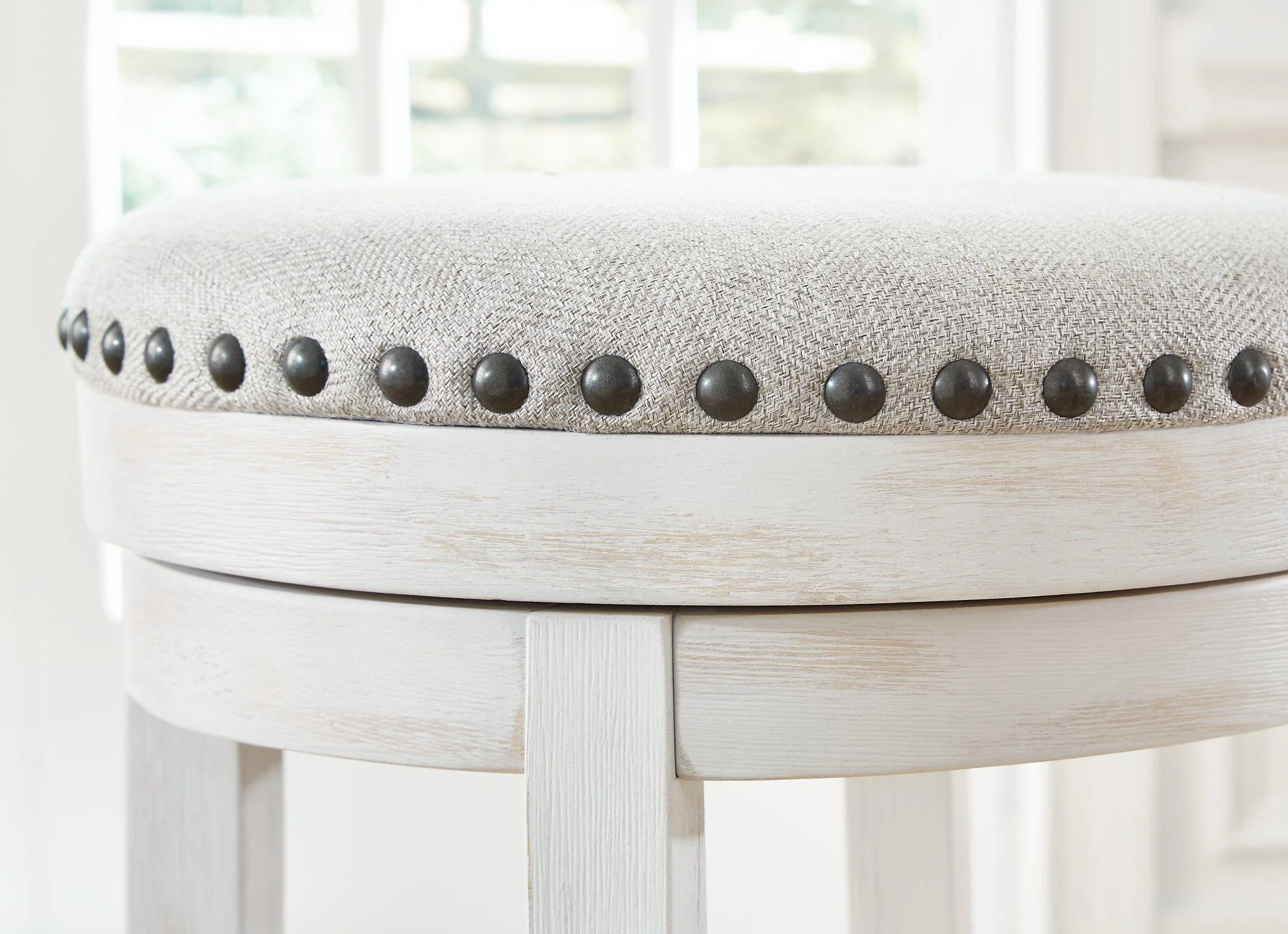 Valebeck Counter Height Stool - Image 14