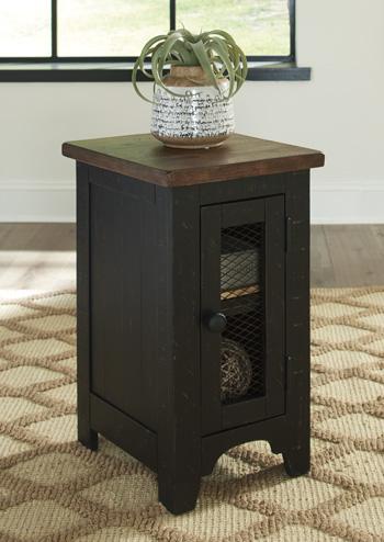 Valebeck End Table Set - Image 13