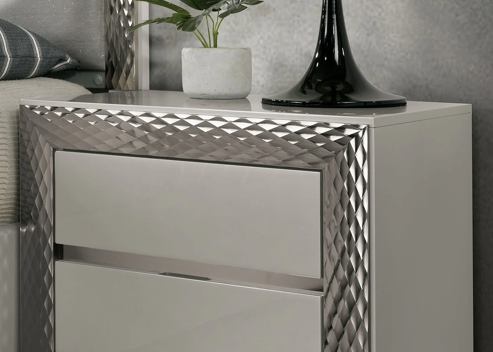 Ventnor Nightstand, Gray - Image 3