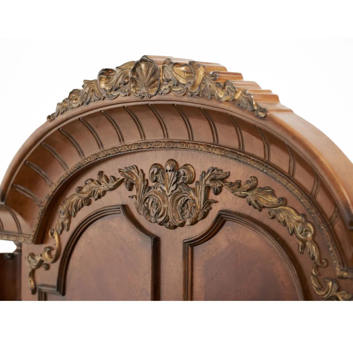 Villa Valencia Cal. King Low Poster Bed - Classic Chestnut - Image 4