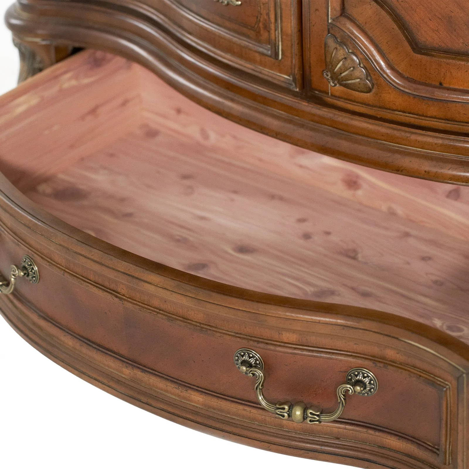 Villa Valencia Gentleman's Chest - Classic Chestnut - Image 7