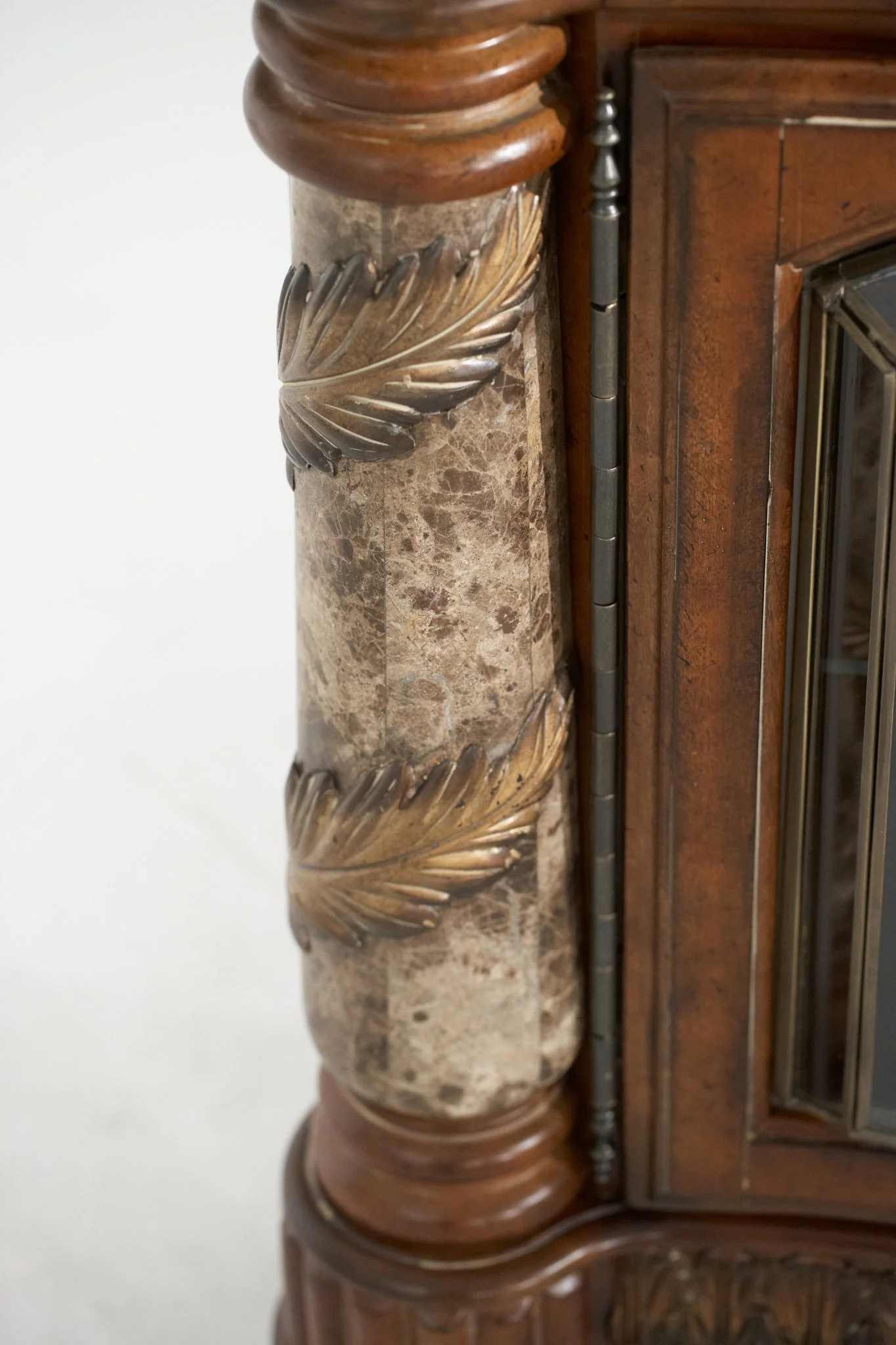 Villa Valencia Sideboard with Mirror - Classic Chestnut - Image 6