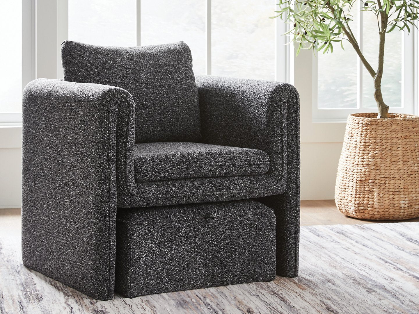 Vreni Accent Chair - Image 8