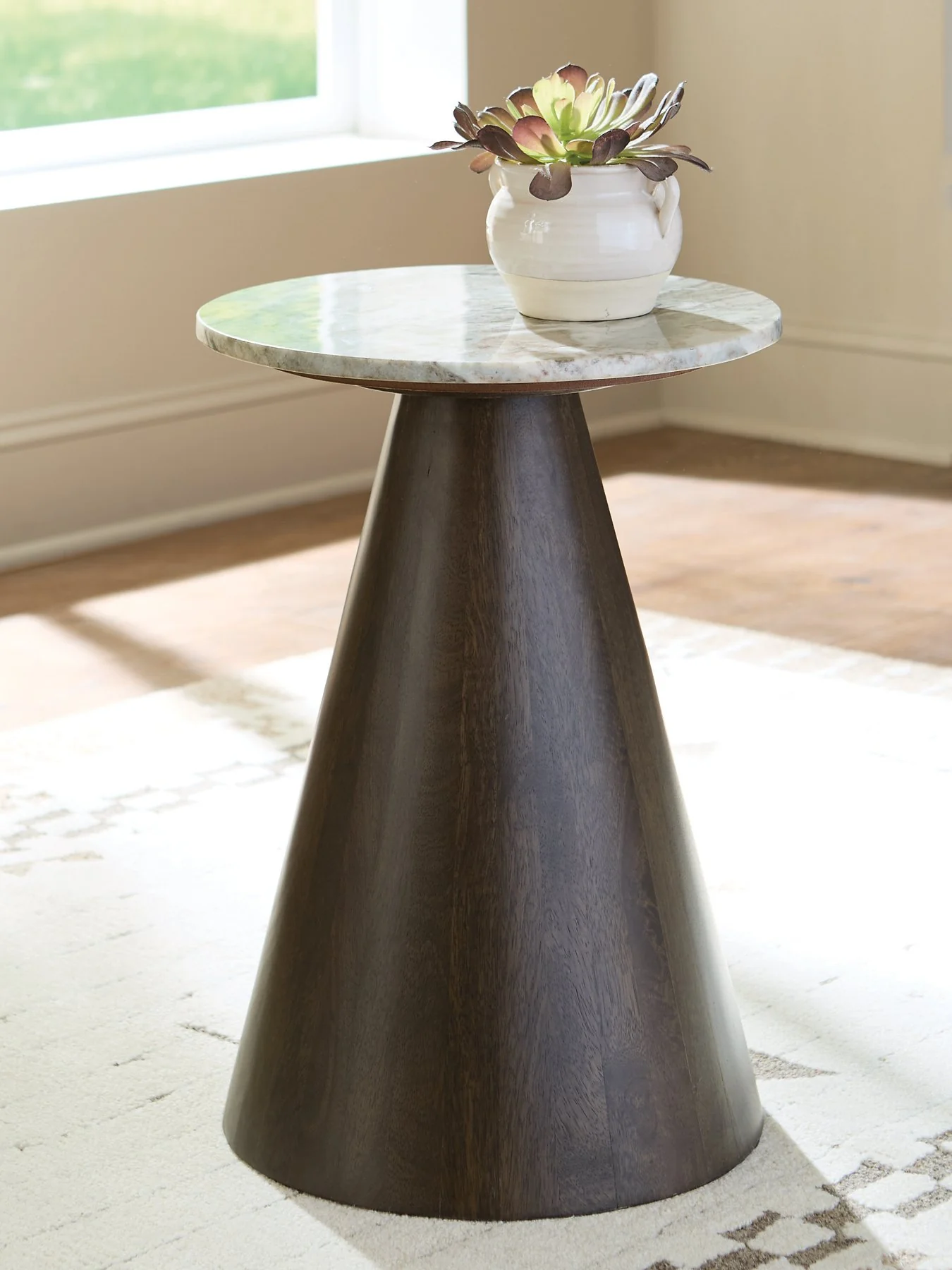 Waltnor Accent Table - Image 2