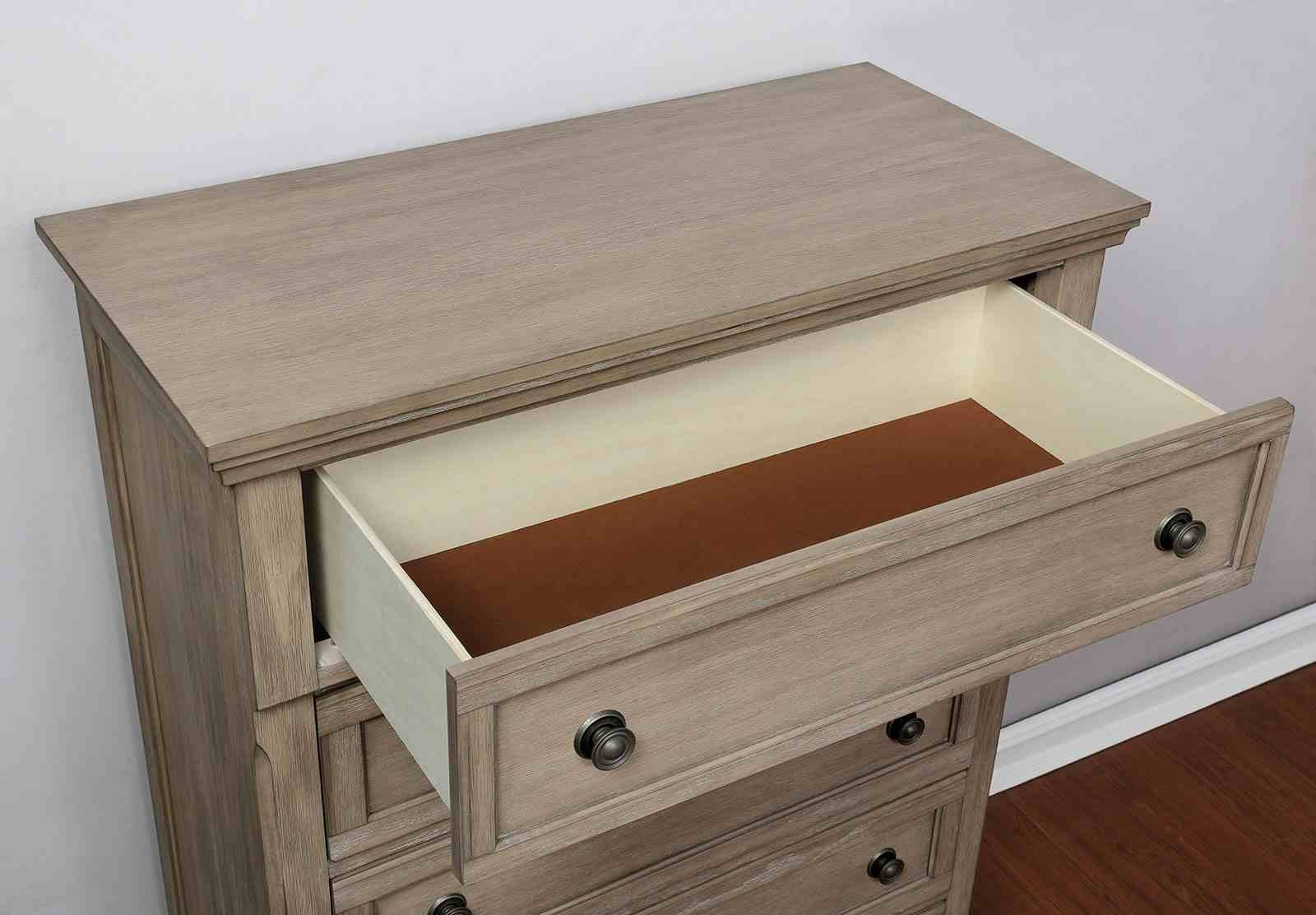 Wells 5 Pc. Queen Bedroom Set w/ Chest - Image 2