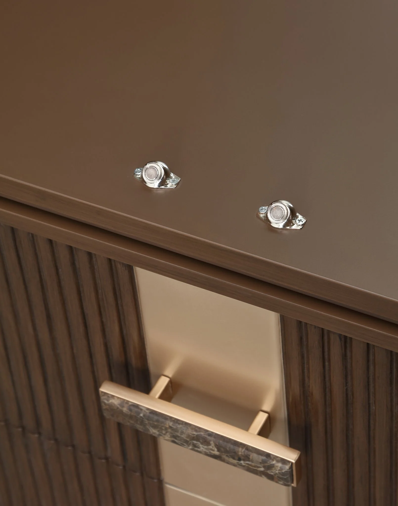 West Kensington Display Cabinet - Medium Espresso - Image 11