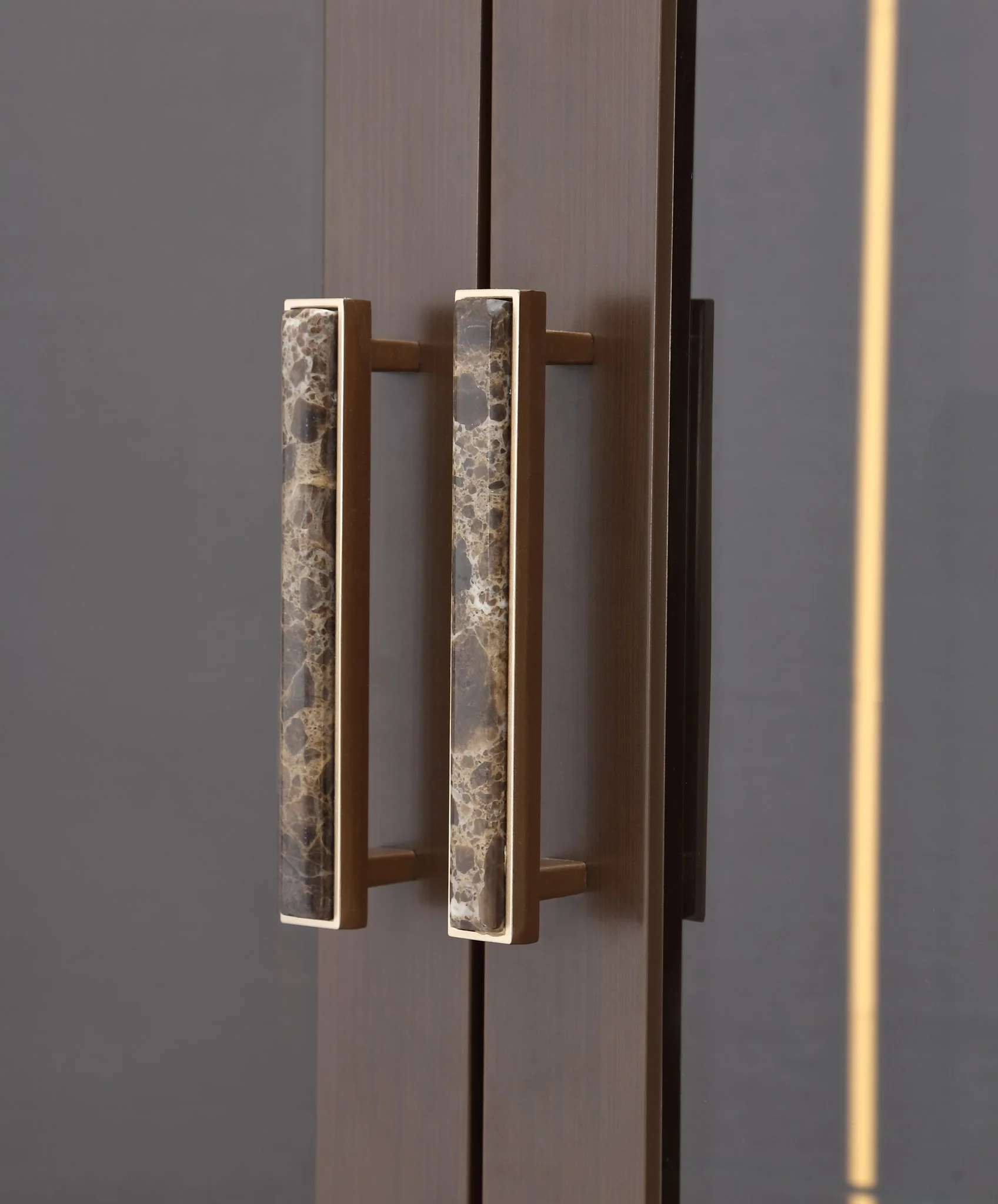 West Kensington Display Cabinet - Medium Espresso - Image 12