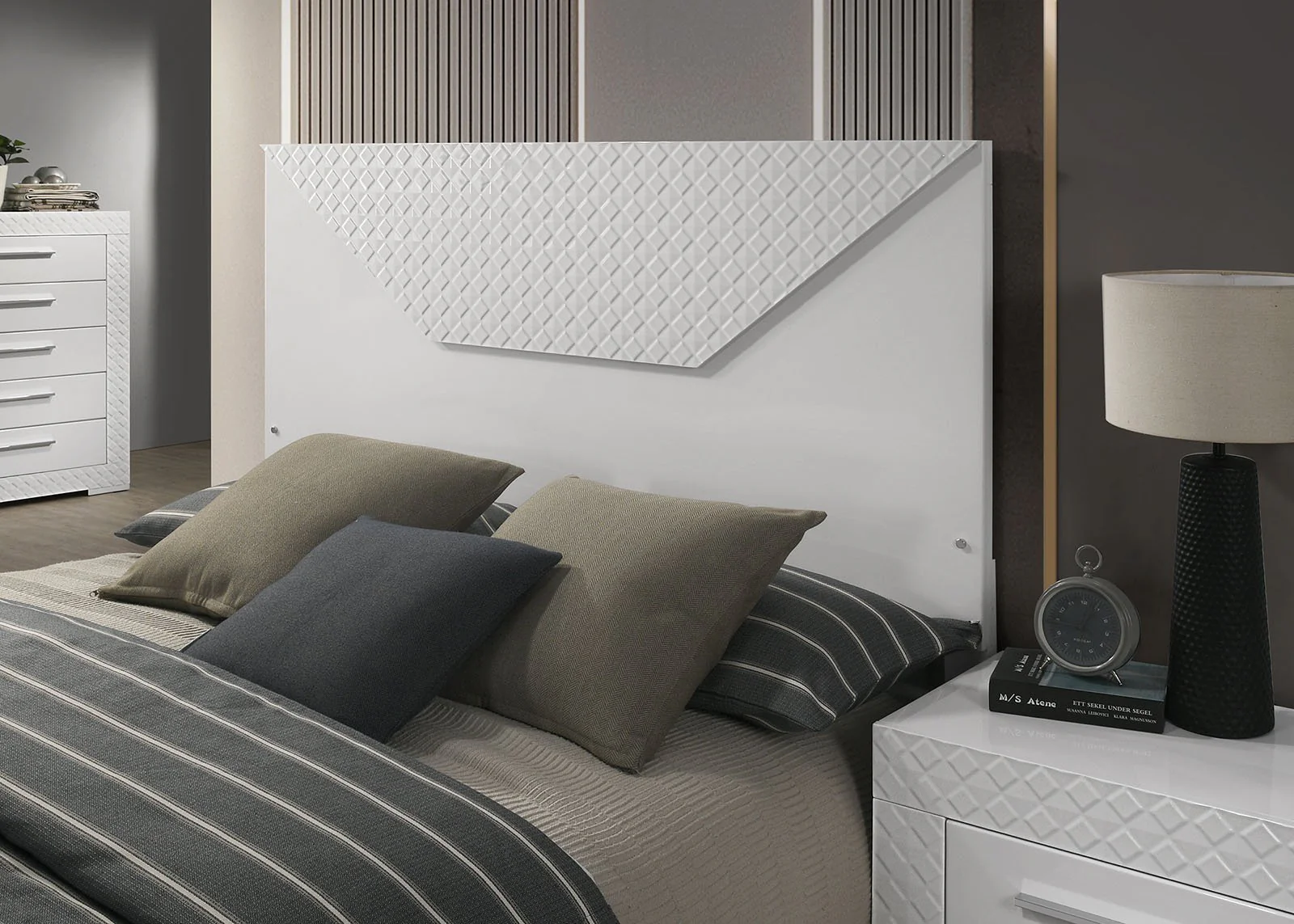 Whitby 4 Pc. Queen Bedroom Set - Image 4