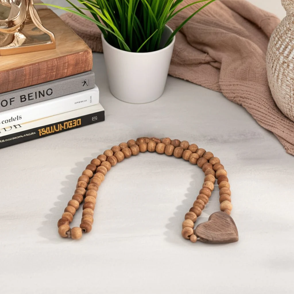 Wood, 26" Beaded Garland With Heart, Natural - Image 9