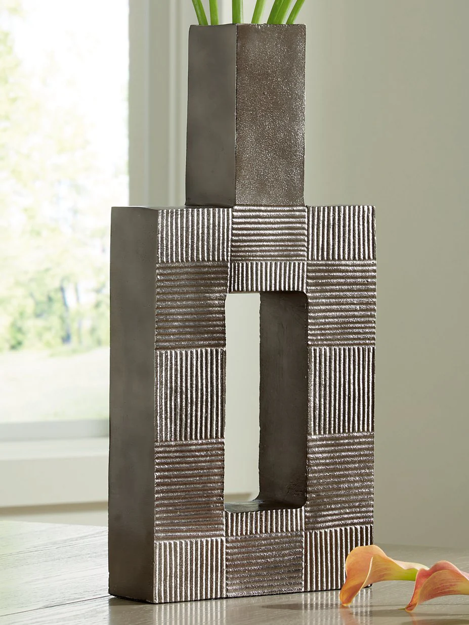 Wrengrove Vase - Image 9
