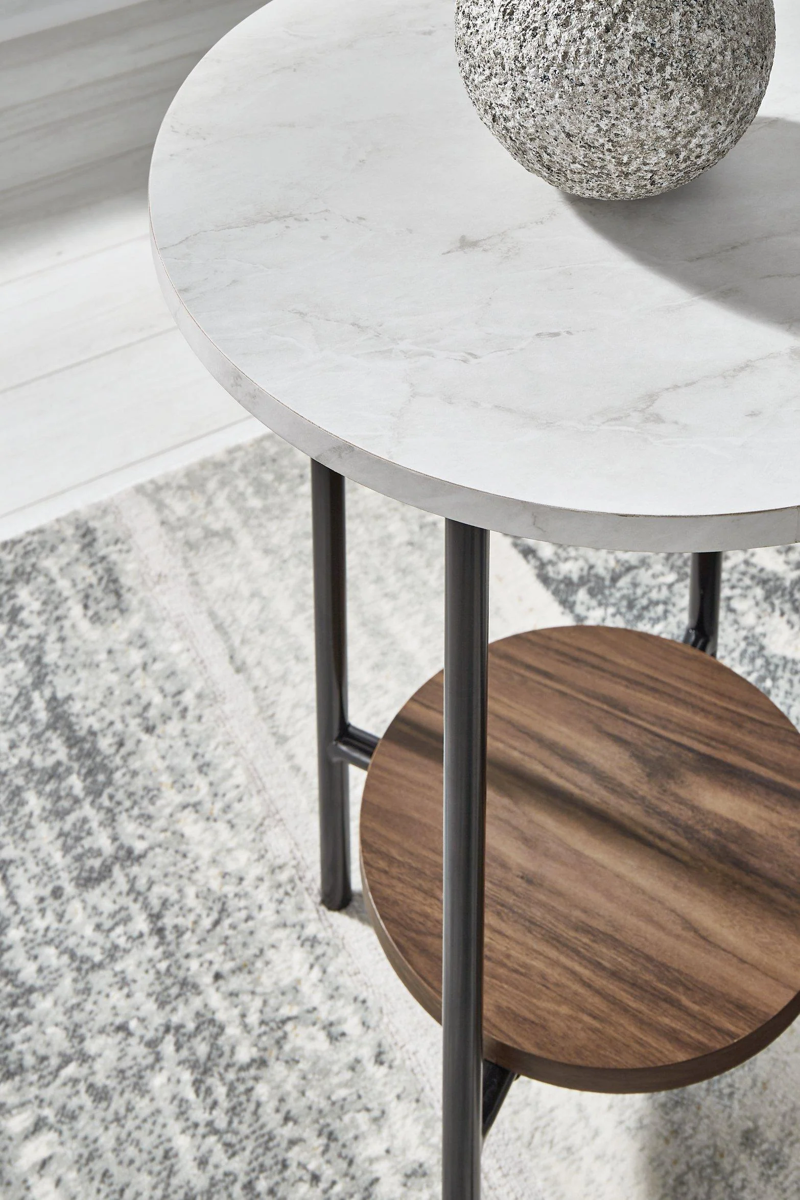 Wrenwich Table (Set of 3) - Image 7