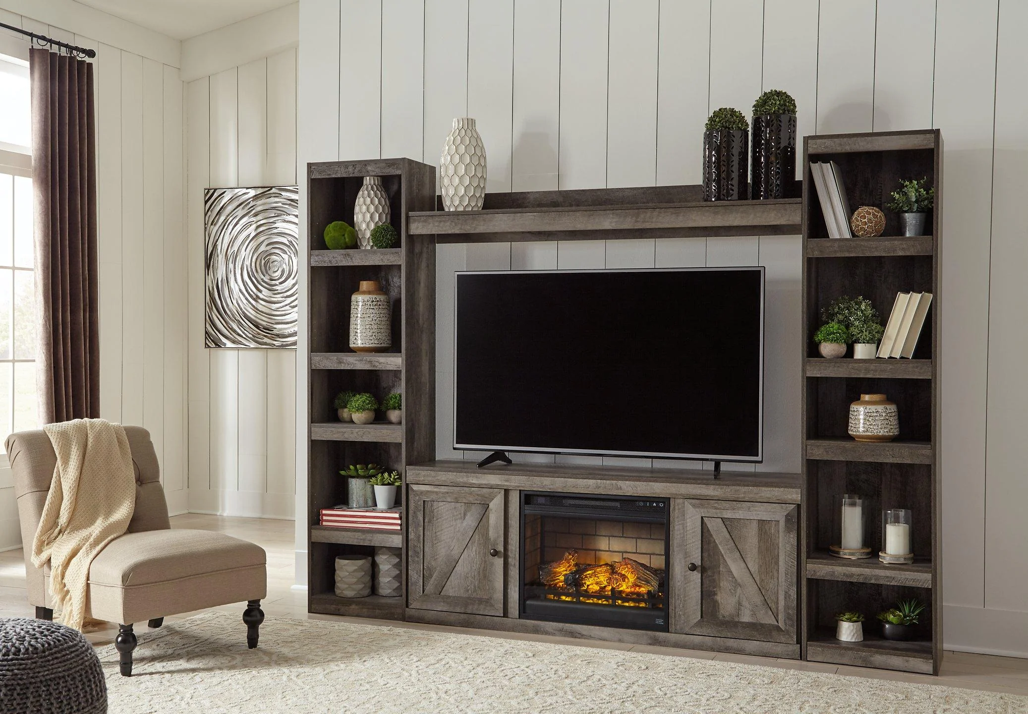 Wynnlow 4-Piece Entertainment Center with Electric Fireplace - Image 40