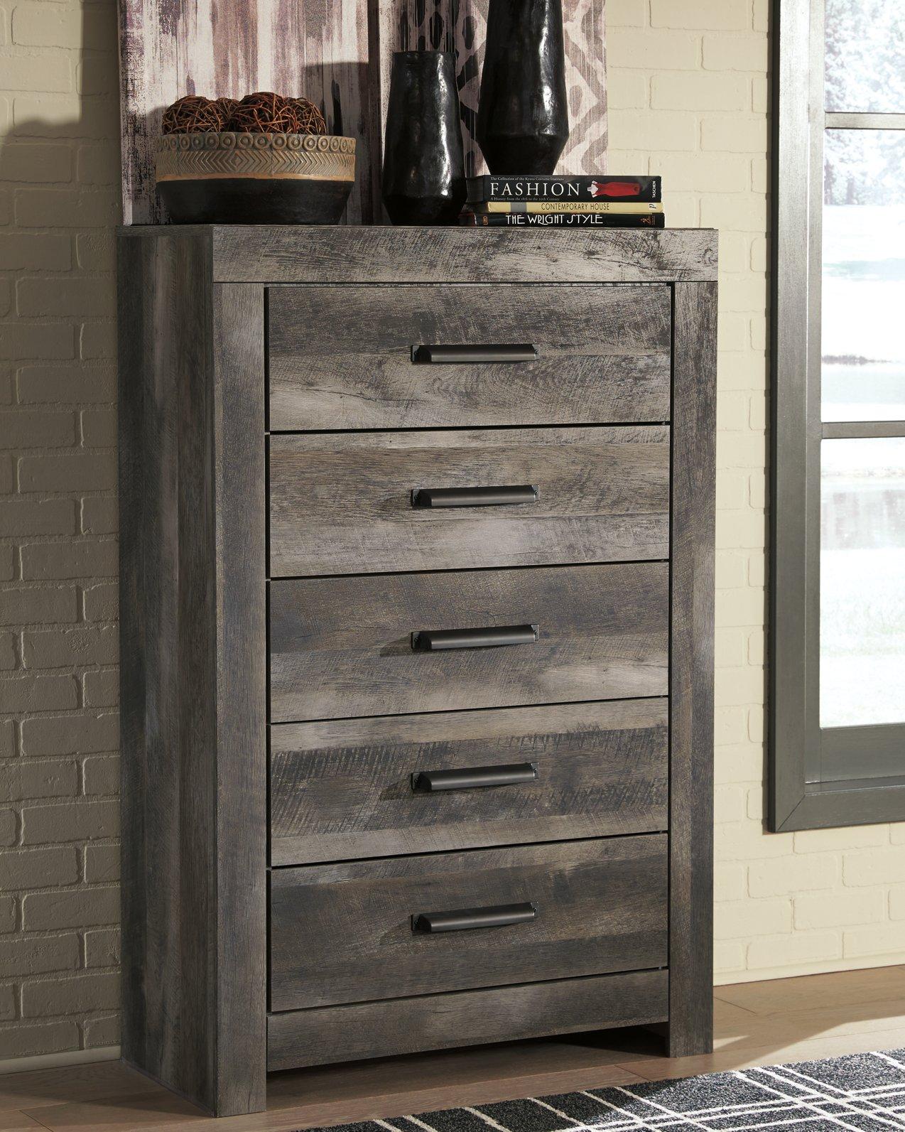 Wynnlow Chest of Drawers - Image 2